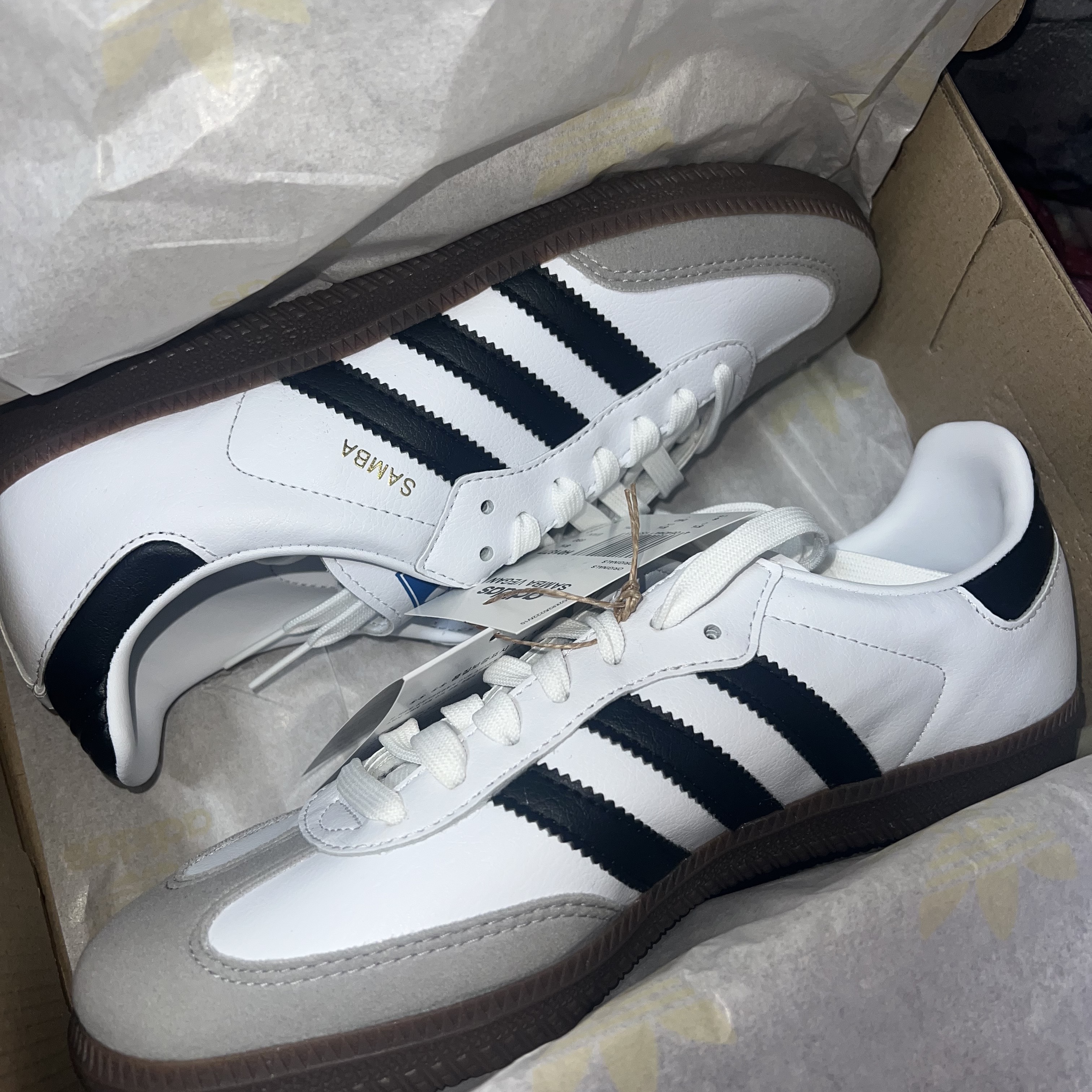 Adidas Samba Vegan White Black 착용 스타일 - 2