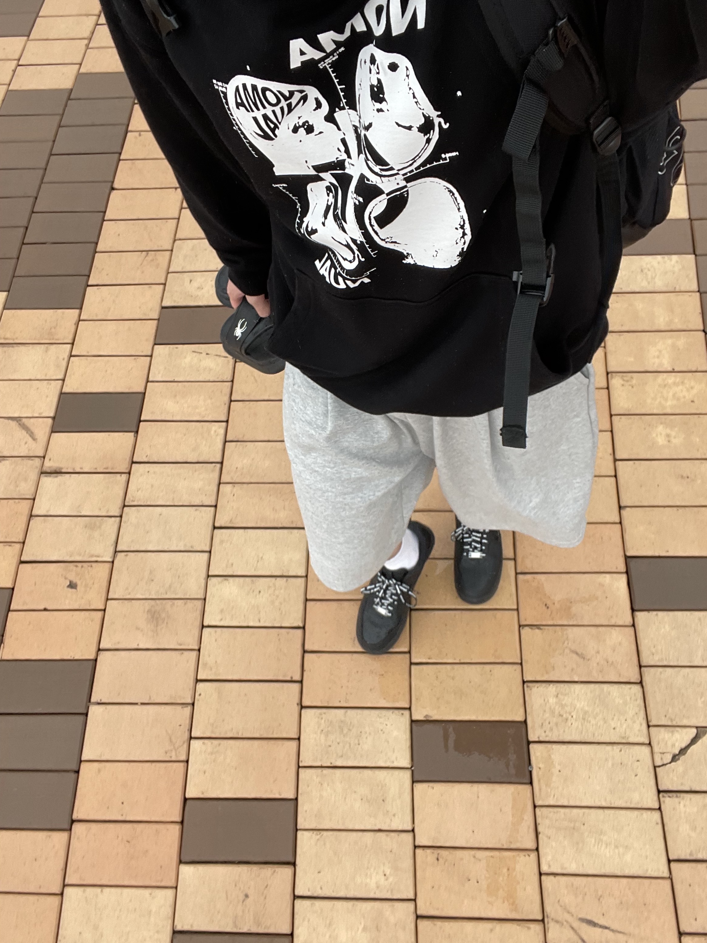 Nike x Supreme Air Force 1 Low Black 착용 스타일 - 1