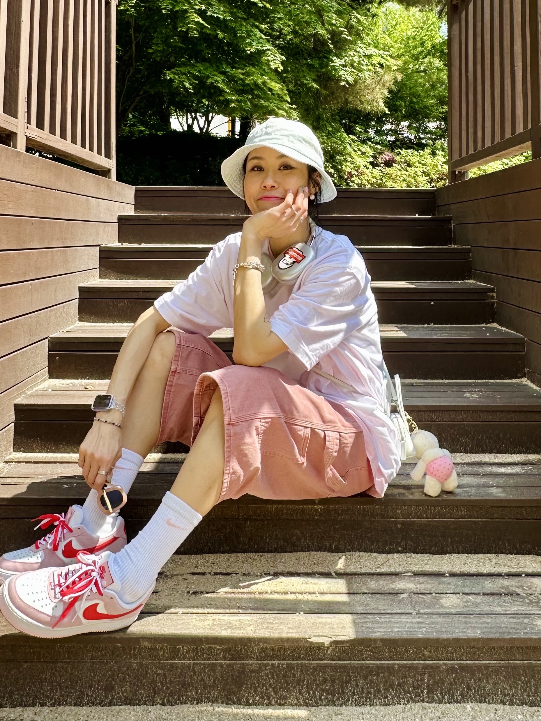 Nike Air Force 1 '07 QS Valentine's Day, (Kids) Nike Everyday Plus Socks Pink White (6 Pack/Korean Ver.) 착용 스타일 - 1