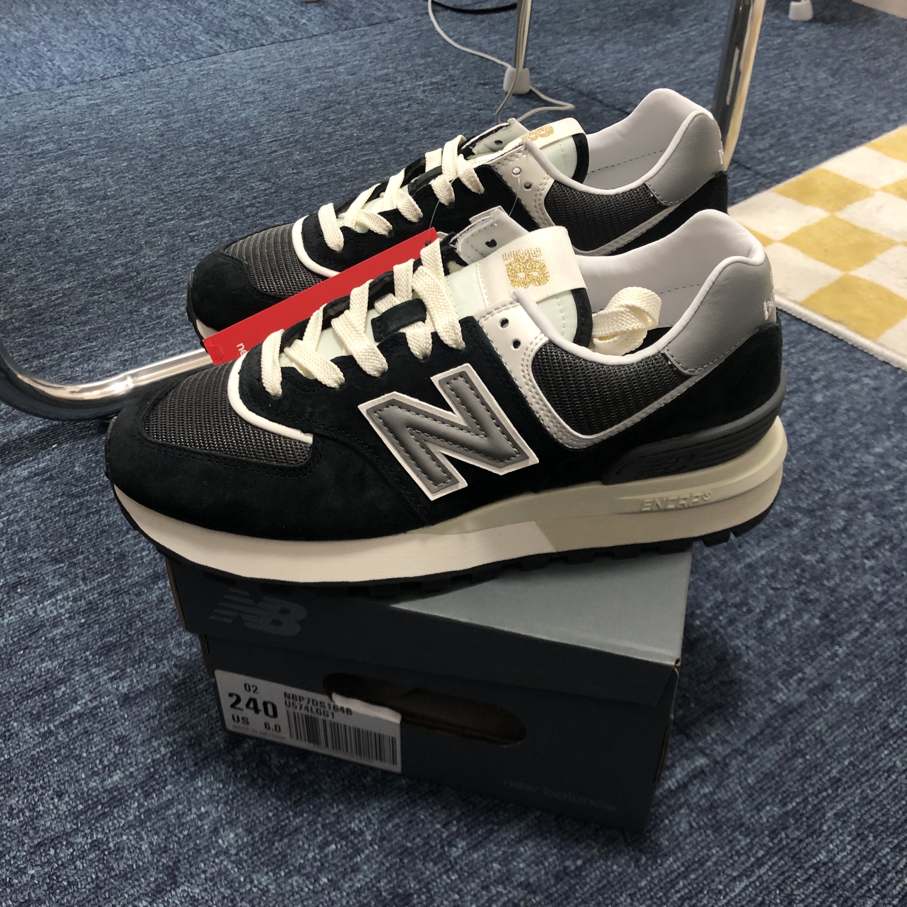 New Balance 574 Legacy Black 착용 스타일