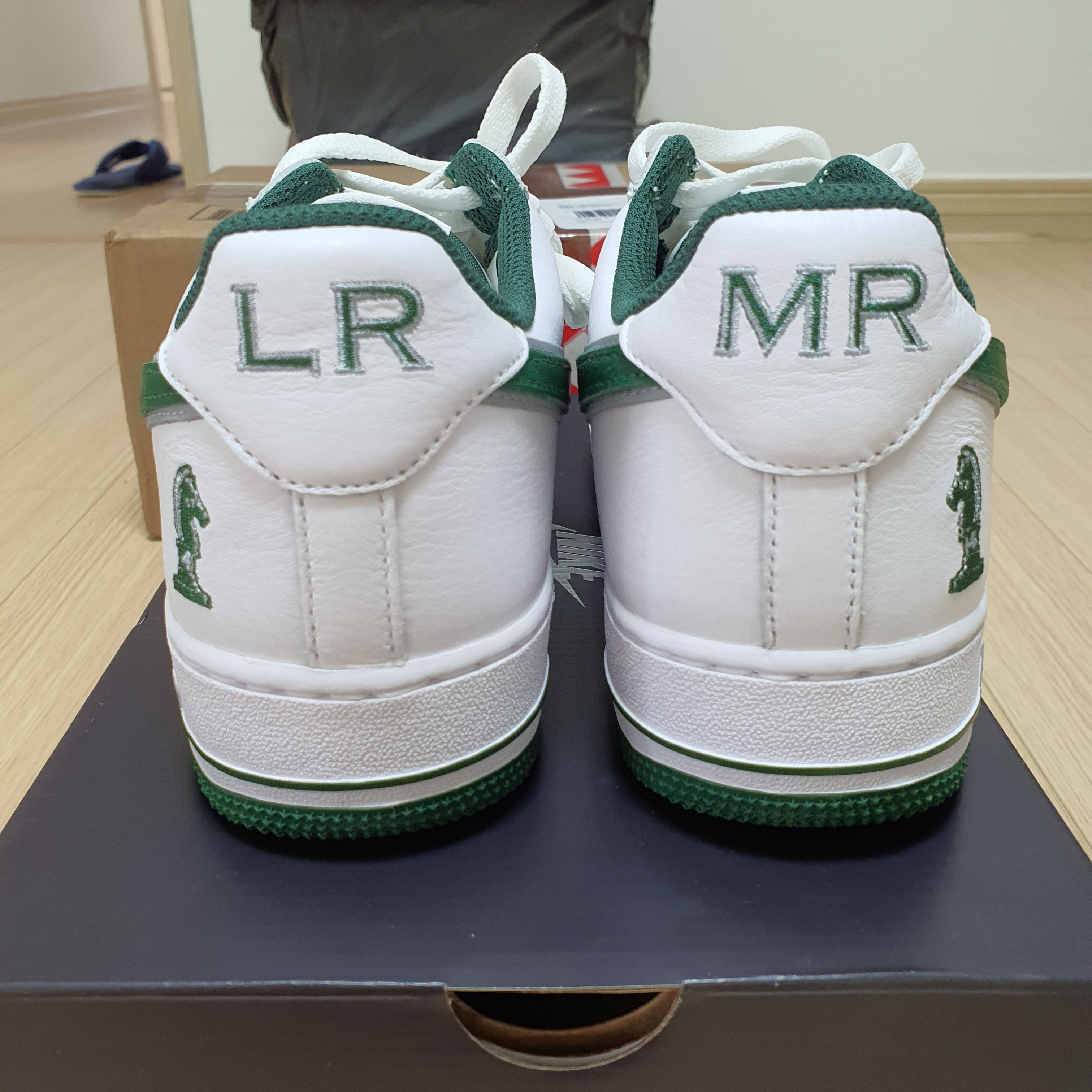Nike Air Force 1 Low Four Horsemen 착용 스타일 - 4