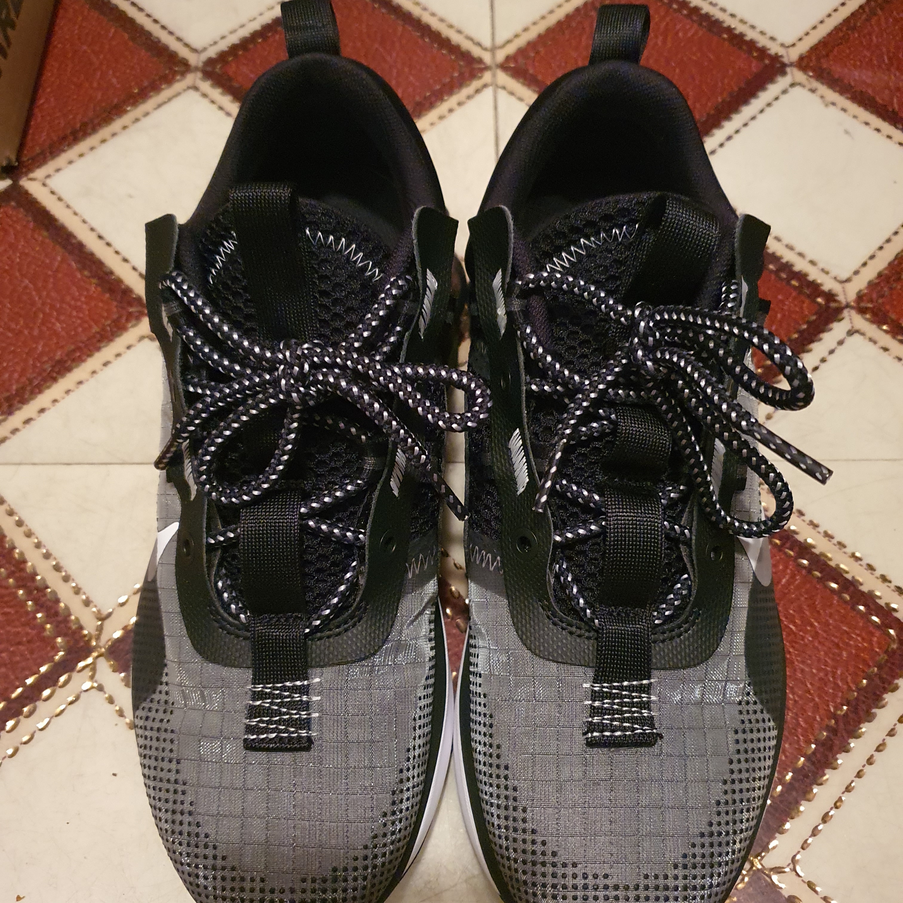 Nike Air Max 2021 Black Iron Grey 착용 스타일
