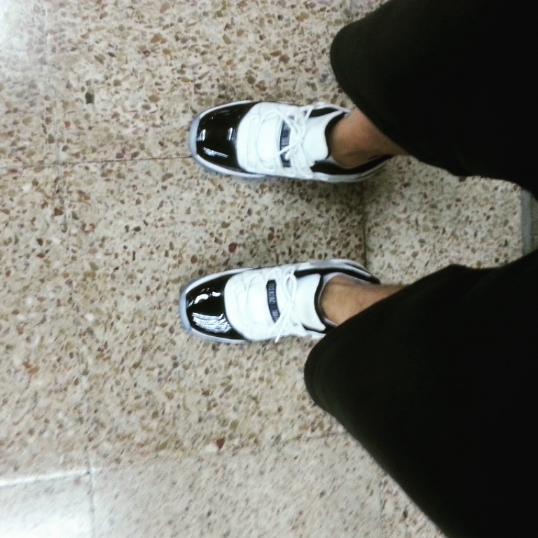 Jordan 11 Retro Low Concord 착용 스타일
