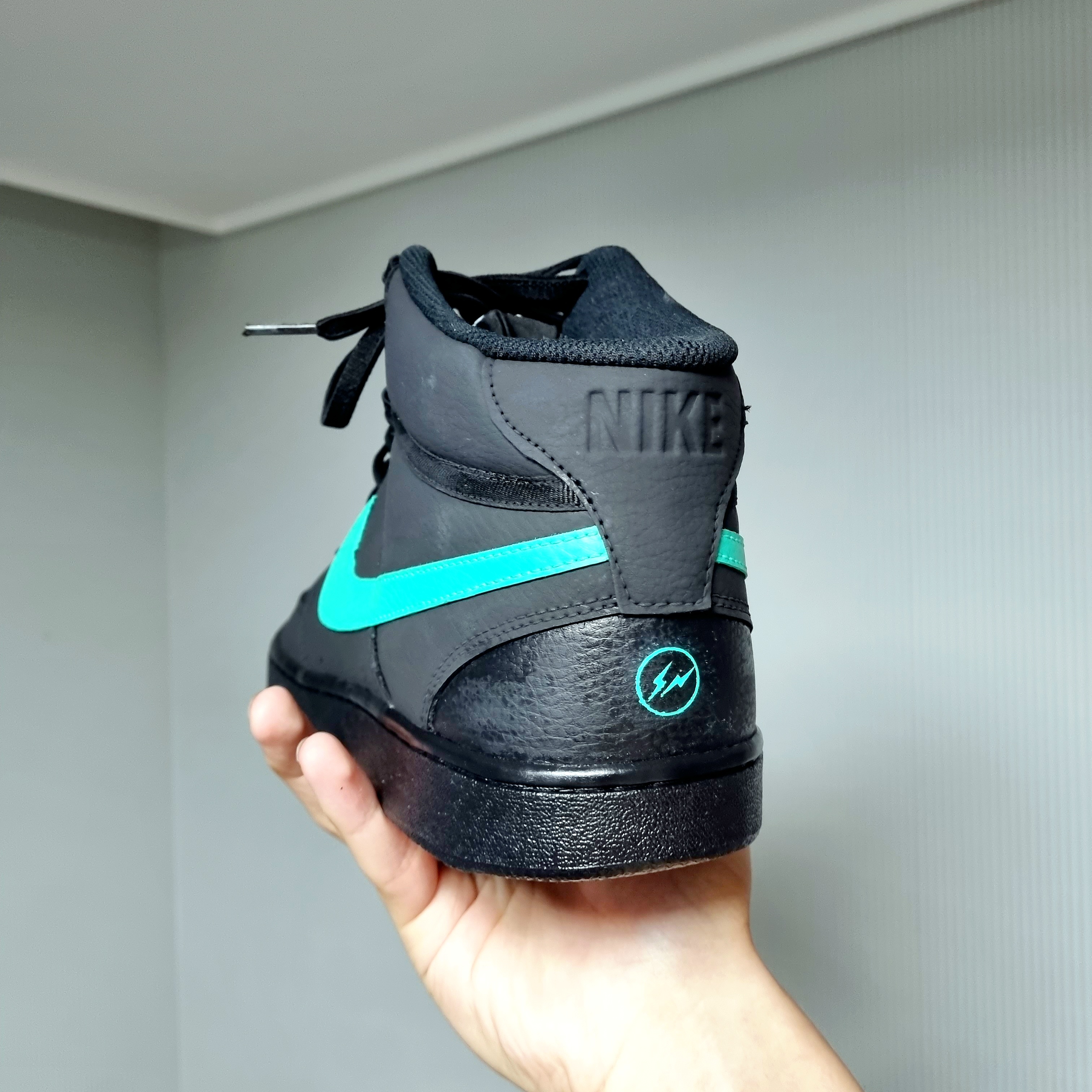 Nike x Tiffany & Co. Air Force 1 Low SP 1837 착용 스타일 - 2
