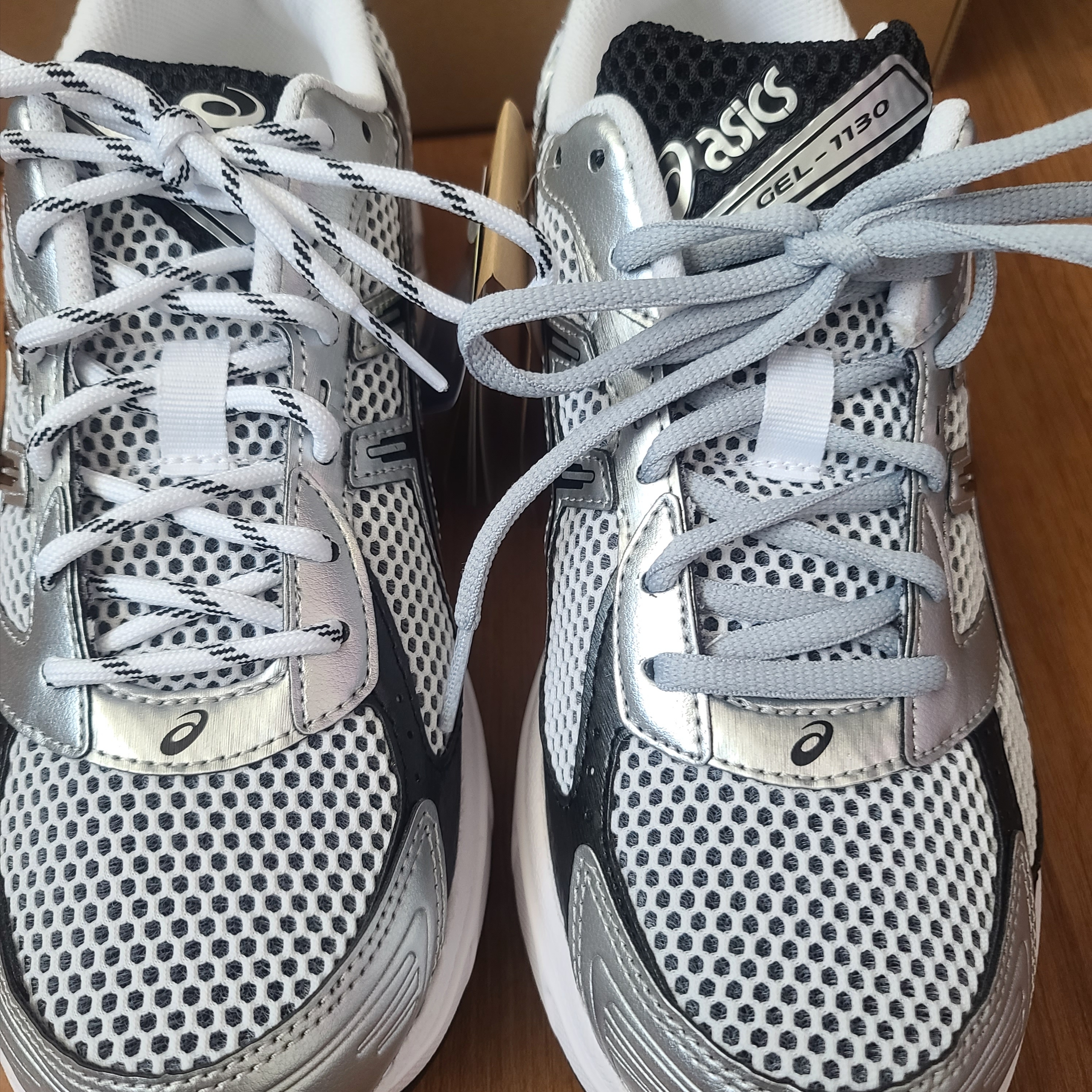 Asics Gel-1130 White Black 착용 스타일