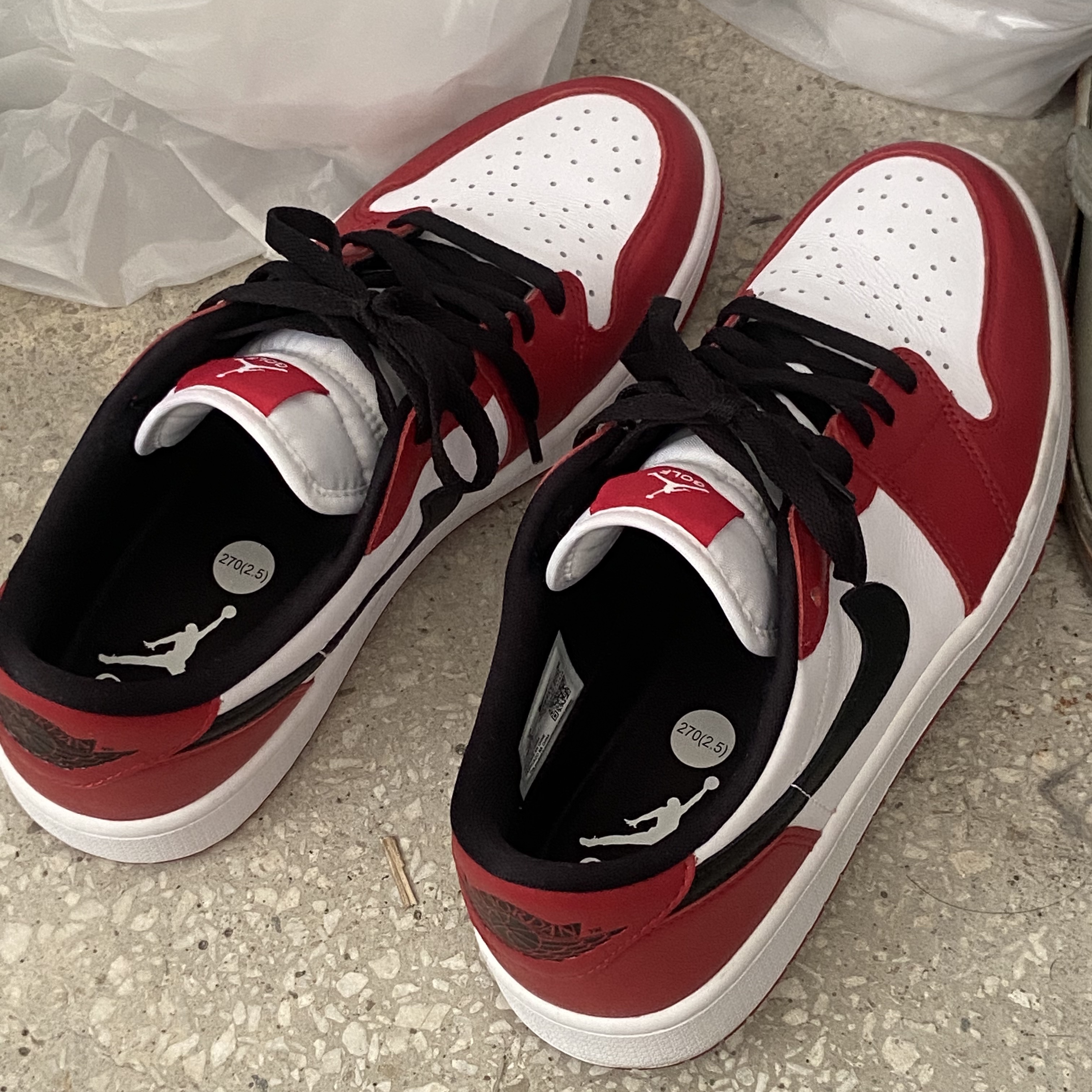 Jordan 1 Low Golf Chicago 착용 스타일