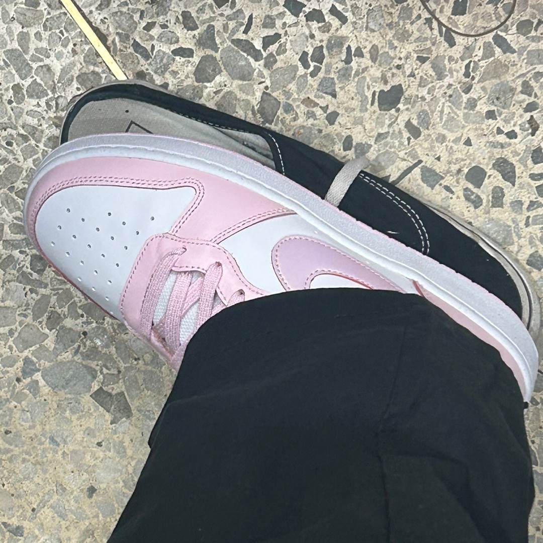 (GS) Nike Court Borough 2 SE White Pink Foam 착용 스타일