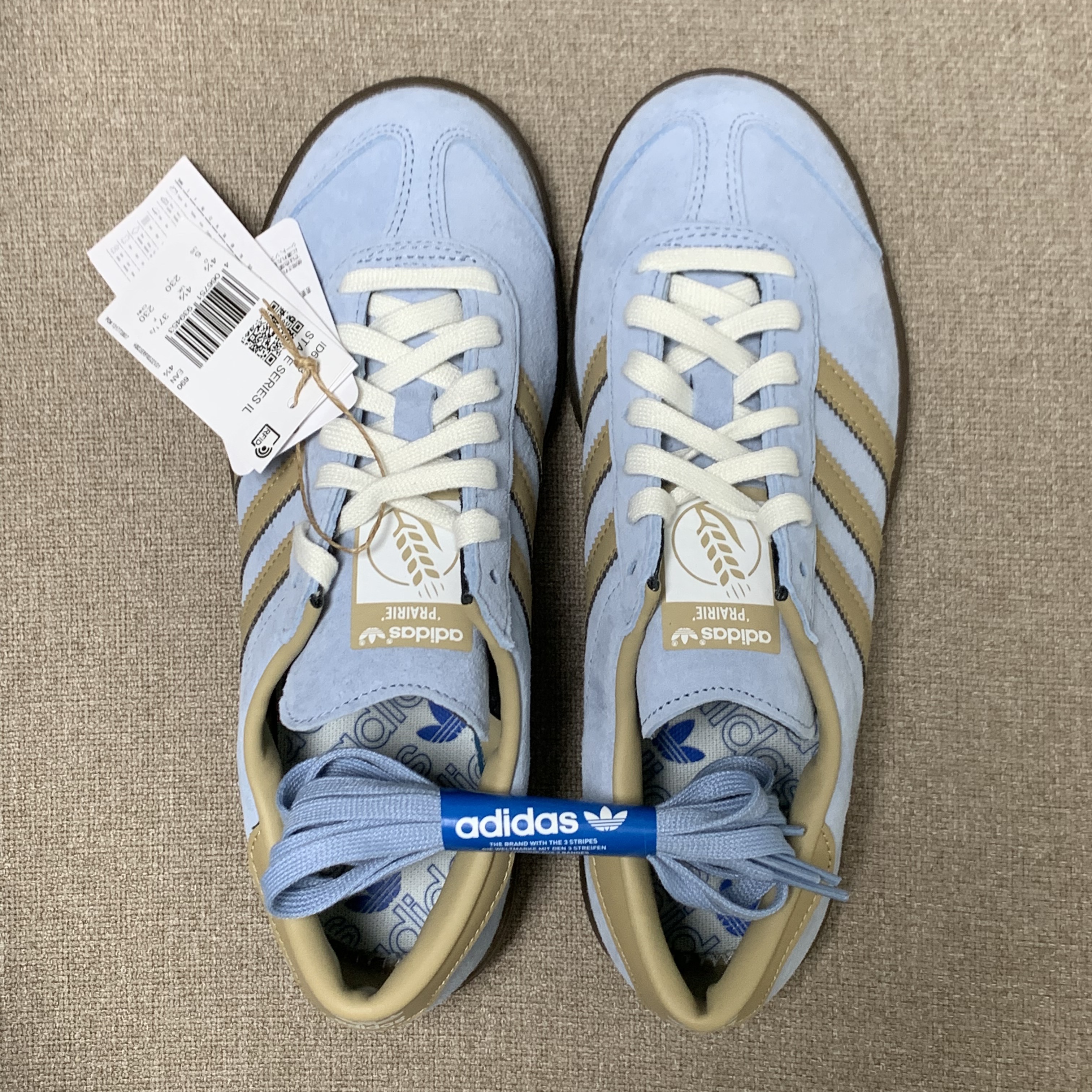 Adidas State Series Illinois Ambient Sky 착용 스타일