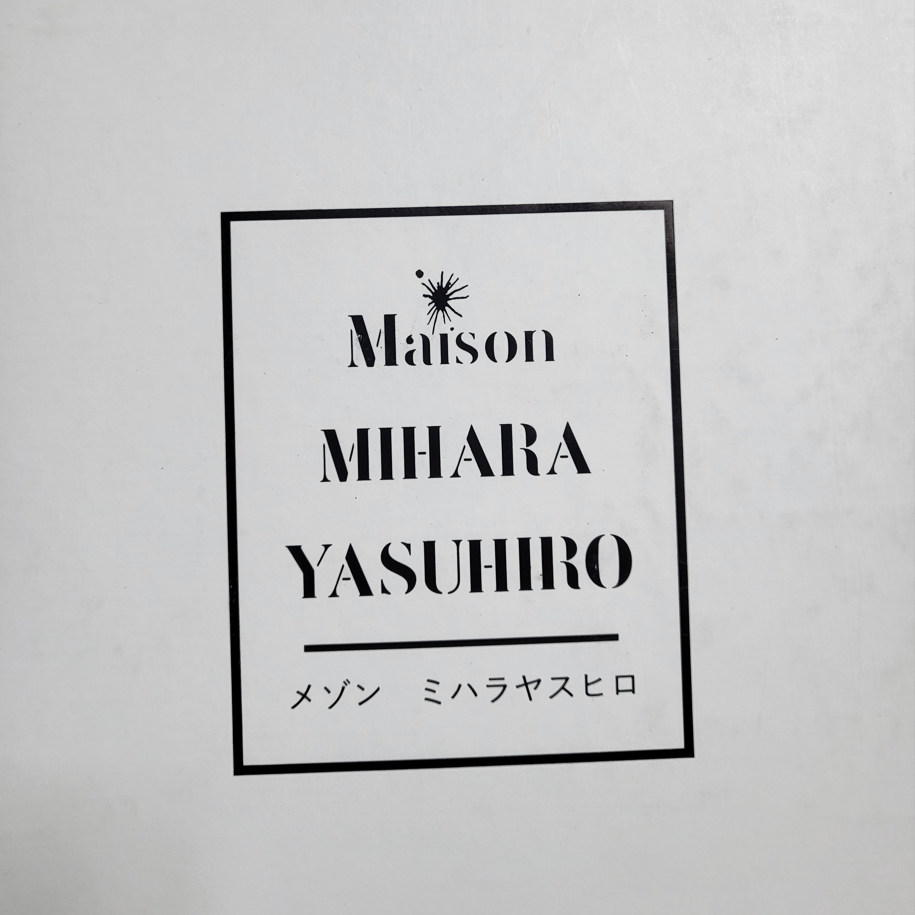 Maison Mihara Yasuhiro Parker OG Sole Leather Low-top Sneakers Beige 착용 스타일 - 2