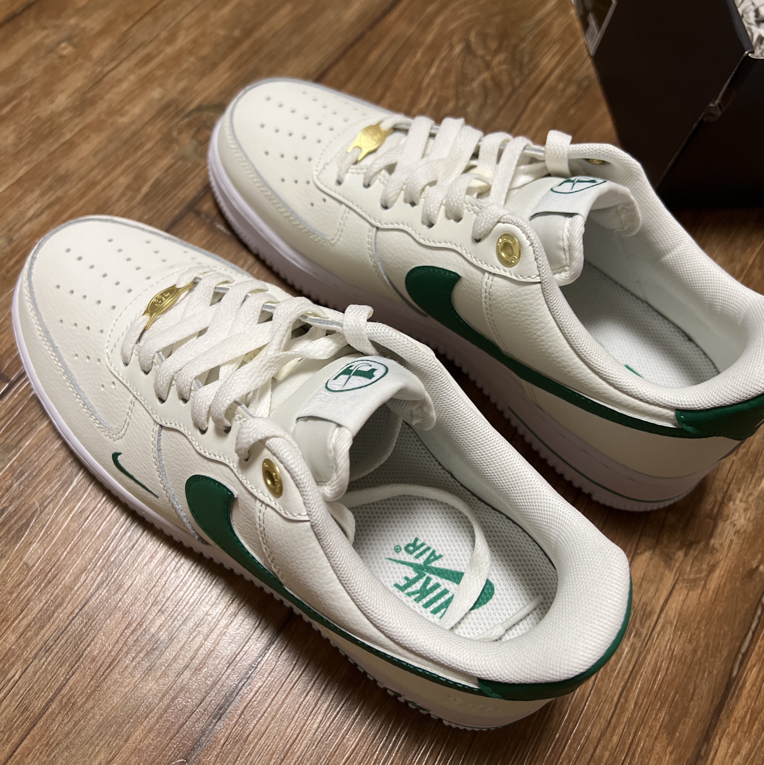 Nike Air Force 1 '07 LV8 40th Anniversary Join Forces Sail Malachite 착용 스타일