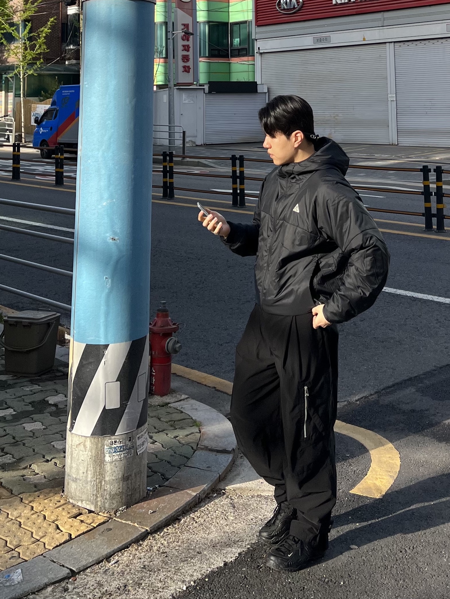 Nike x Comme des Garcons Homme Plus Air Foamposite One Black, Nike ACG Therma-Fit ADV Rope De Dope Jacket Black - Asia 착용 스타일 - 1