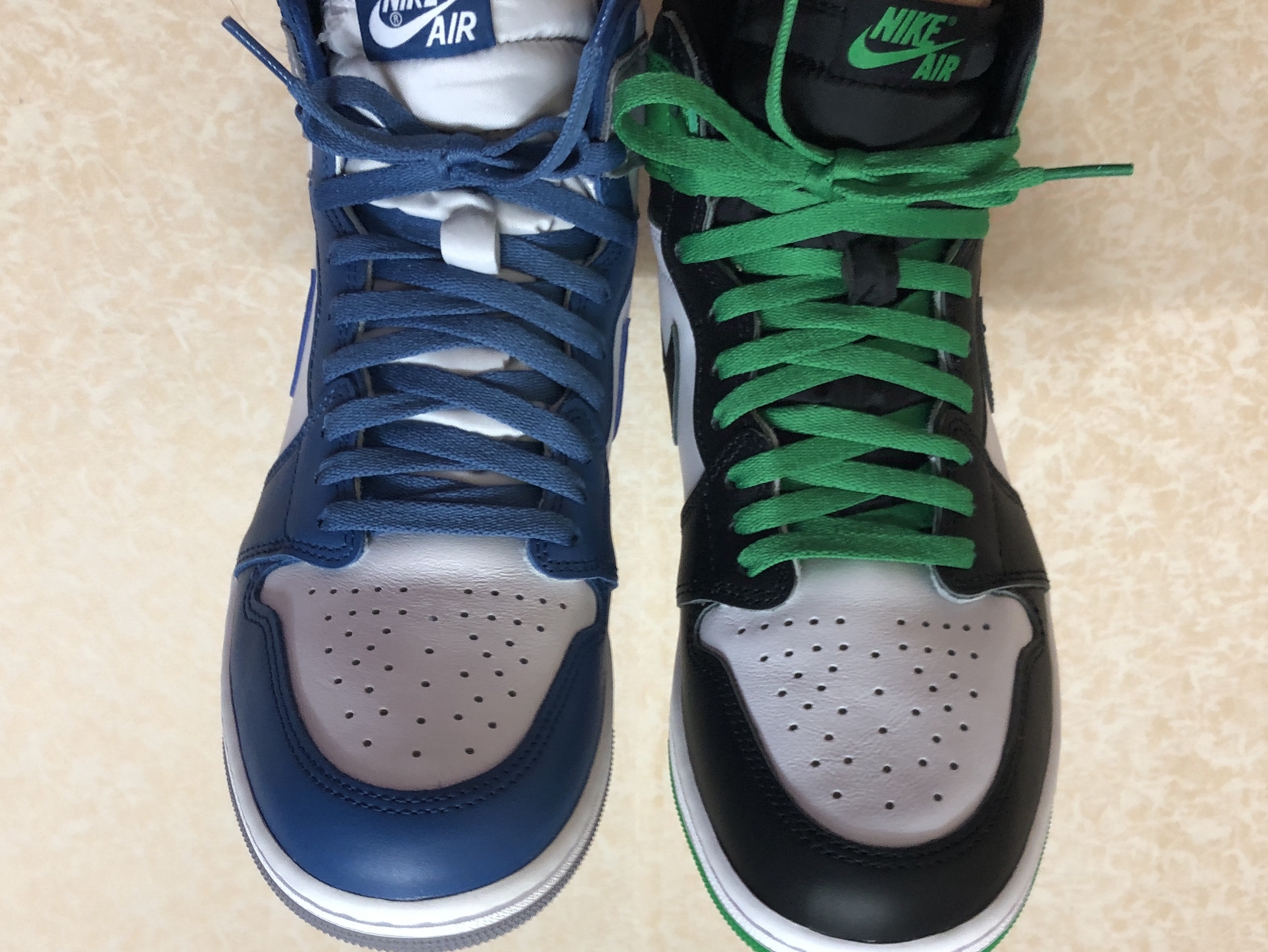Jordan 1 Retro High OG Black and Lucky Green, Jordan 1 Retro High OG True Blue 착용 스타일 - 4
