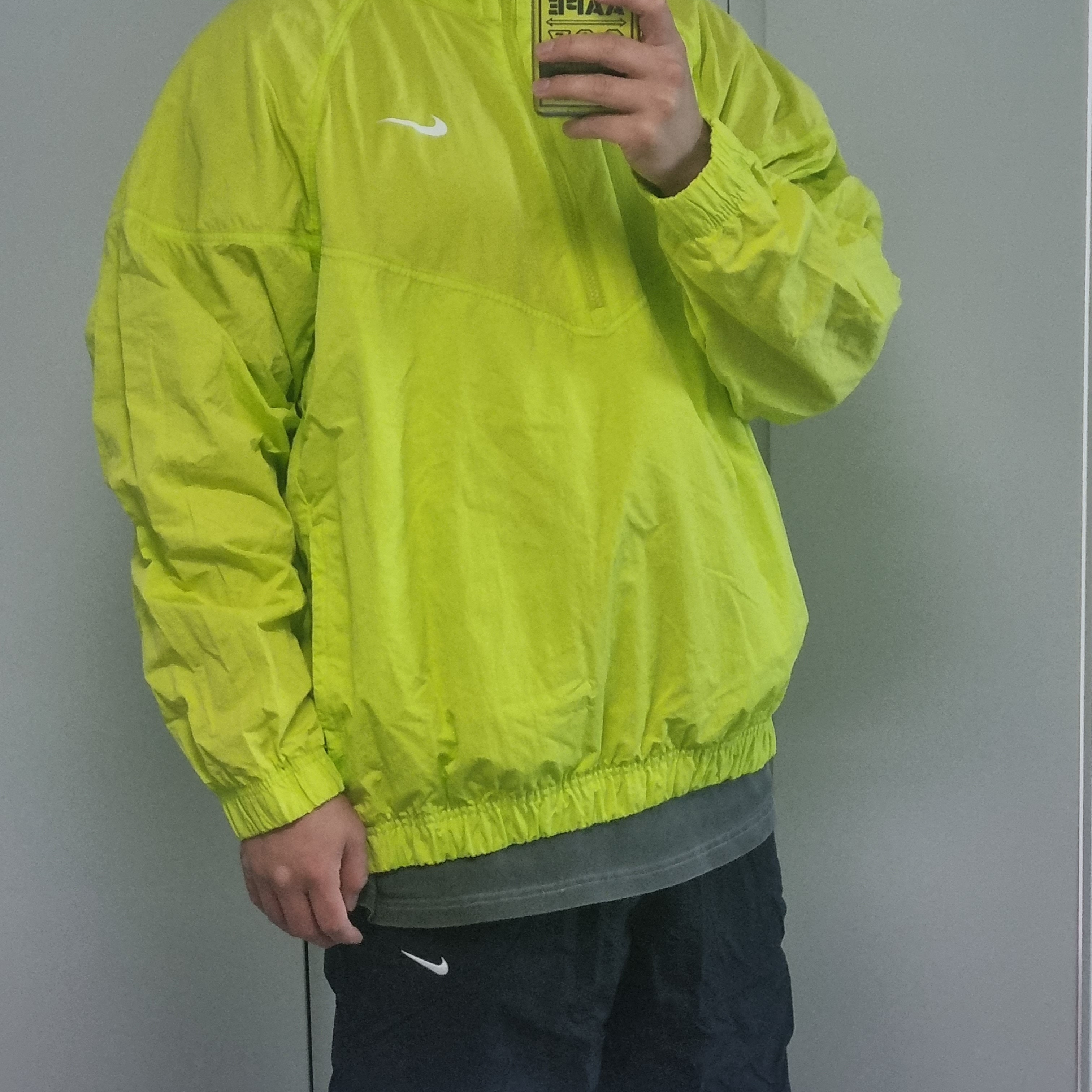 Nike x Stussy Windrunner Jacket Bright Cactus, Nike NRG Solo Swoosh Woven Track Pants Black White - Asia 착용 스타일