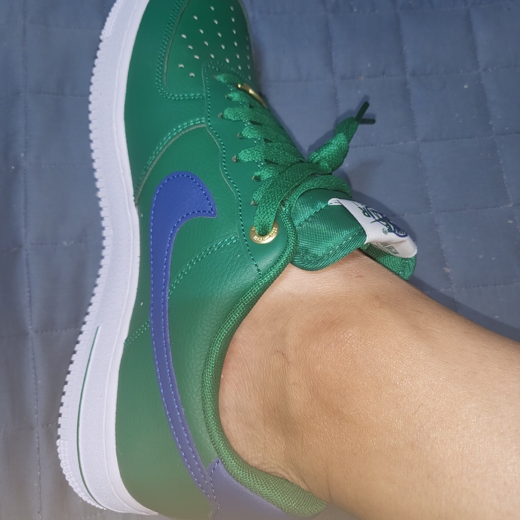 Nike Air Force 1 '07 LV8 40th Anniversary Join Forces Malachite Blue Jay 착용 스타일