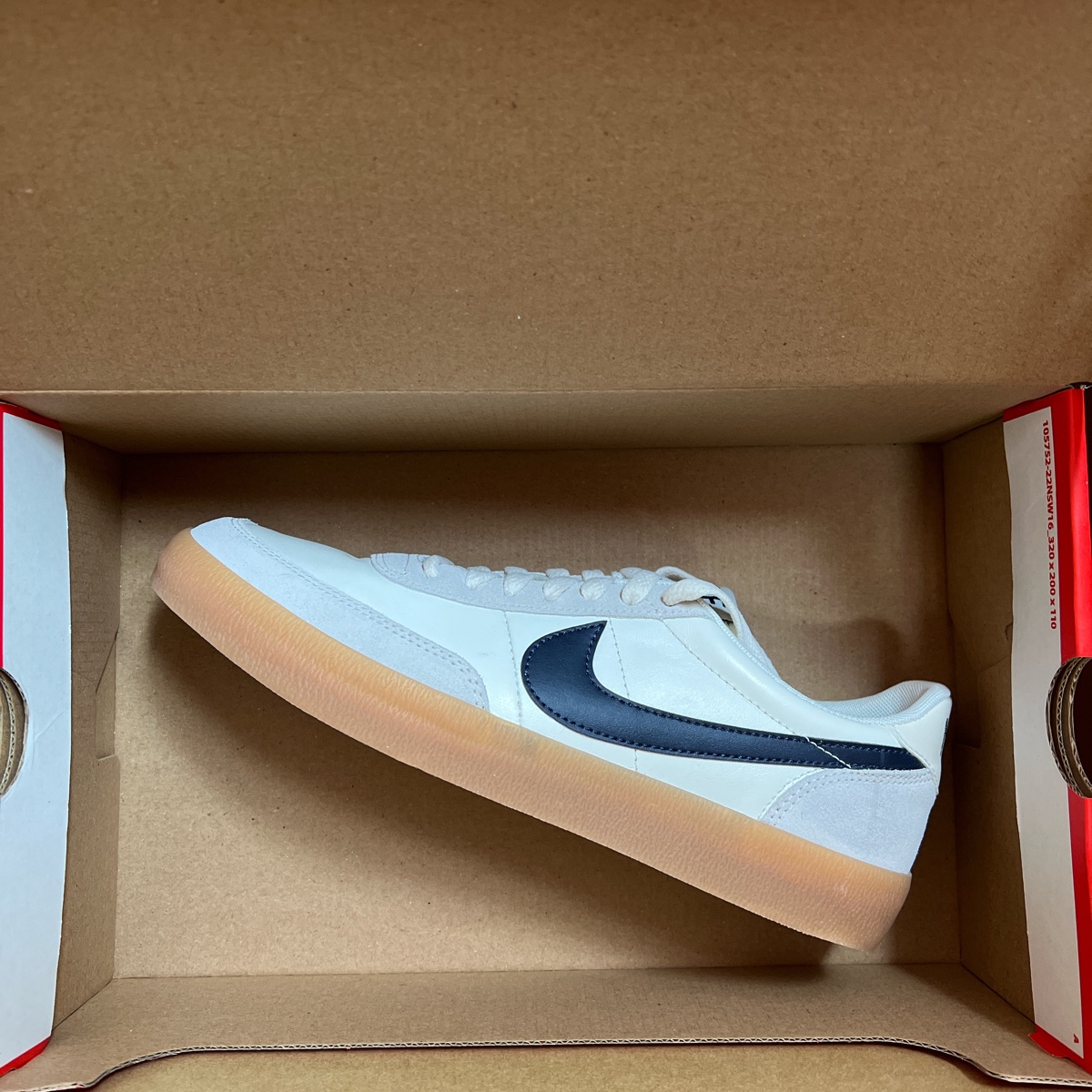 Nike x J.Crew Killshot 2 Sail Midnight Navy 착용 스타일