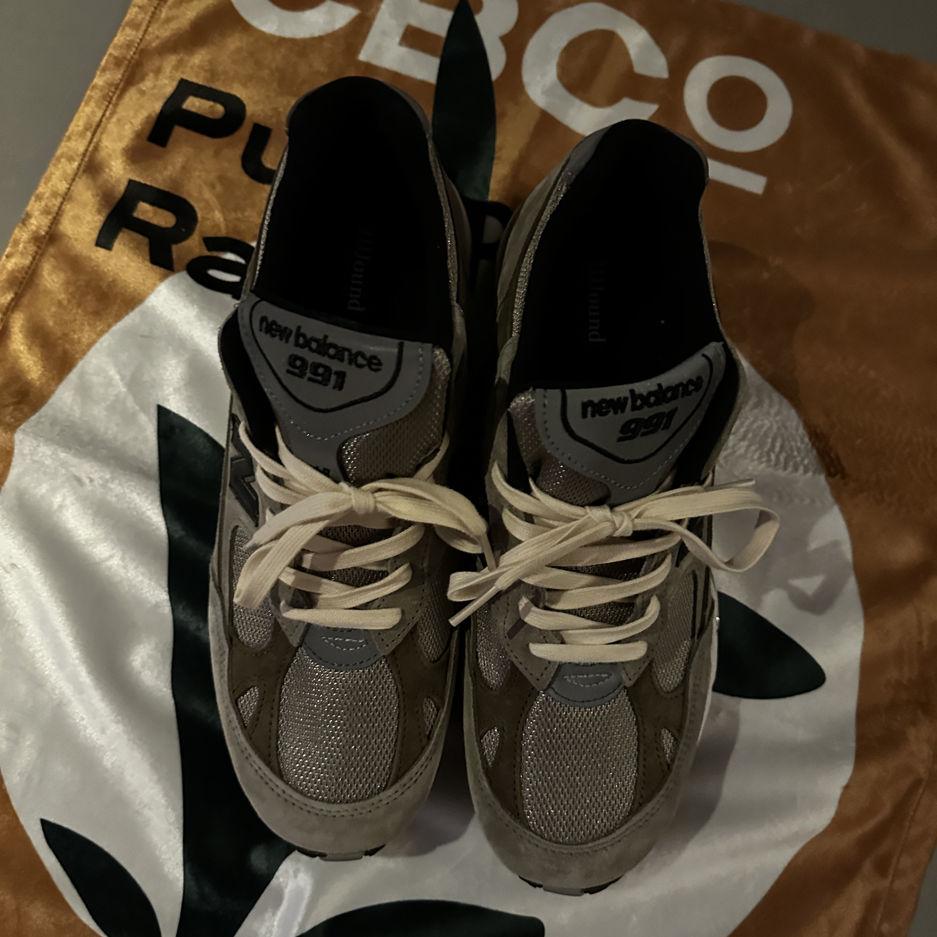 New Balance x JJJJound 991 Made in UK Grey 착용 스타일 - 2
