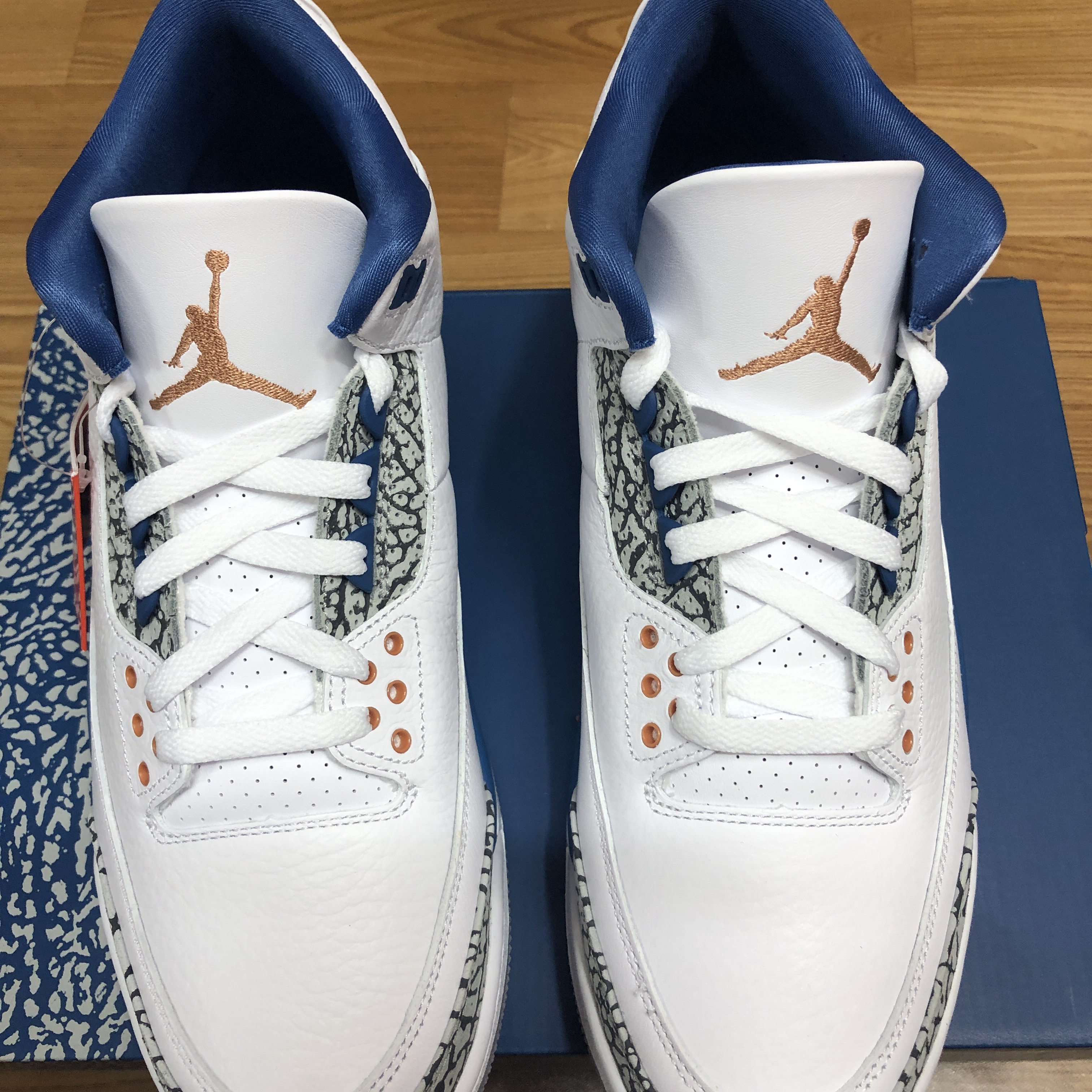Jordan 3 Retro True Blue and Copper 착용 스타일 - 1