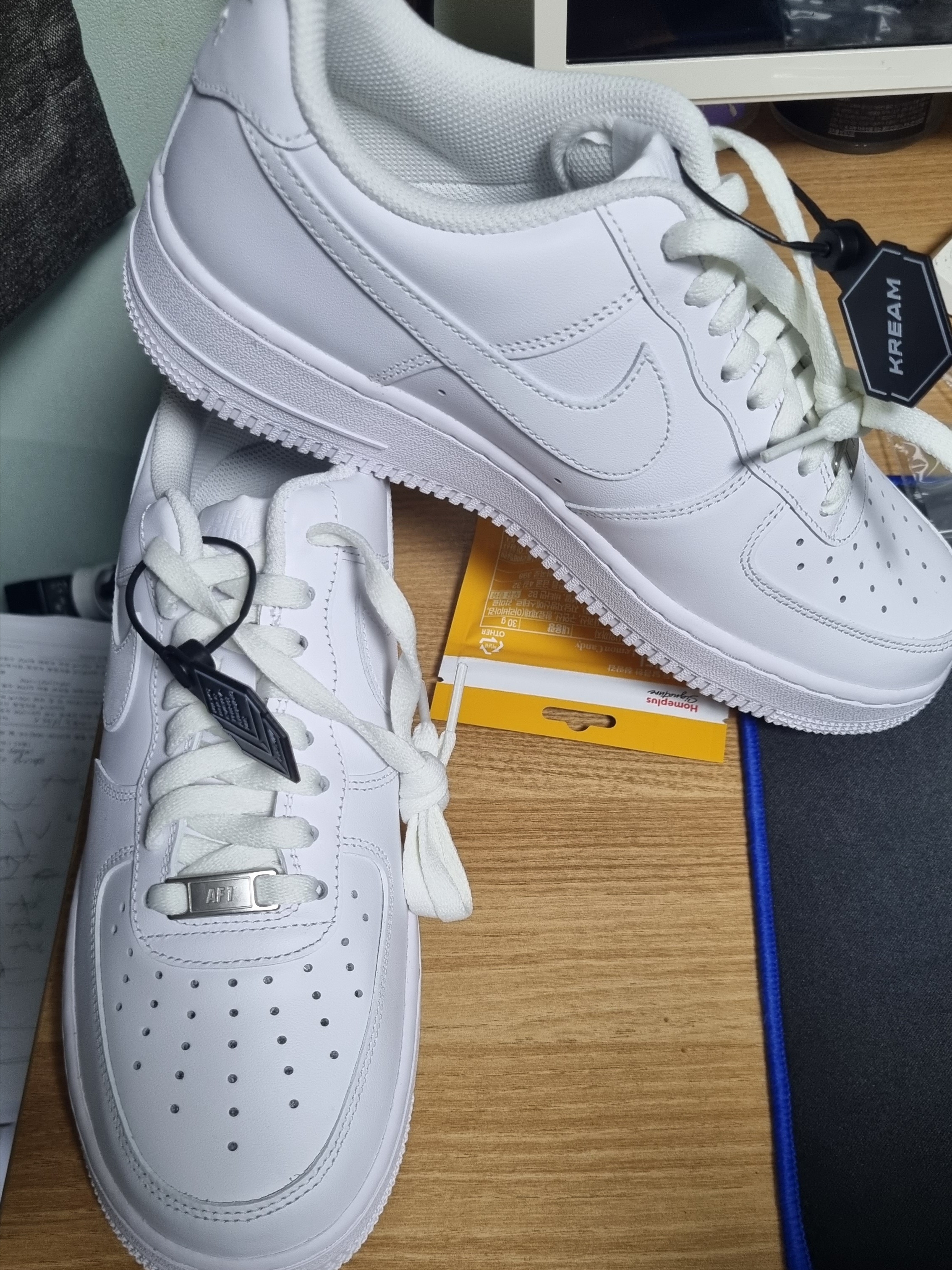 Nike Air Force 1 '07 Low White 착용 스타일