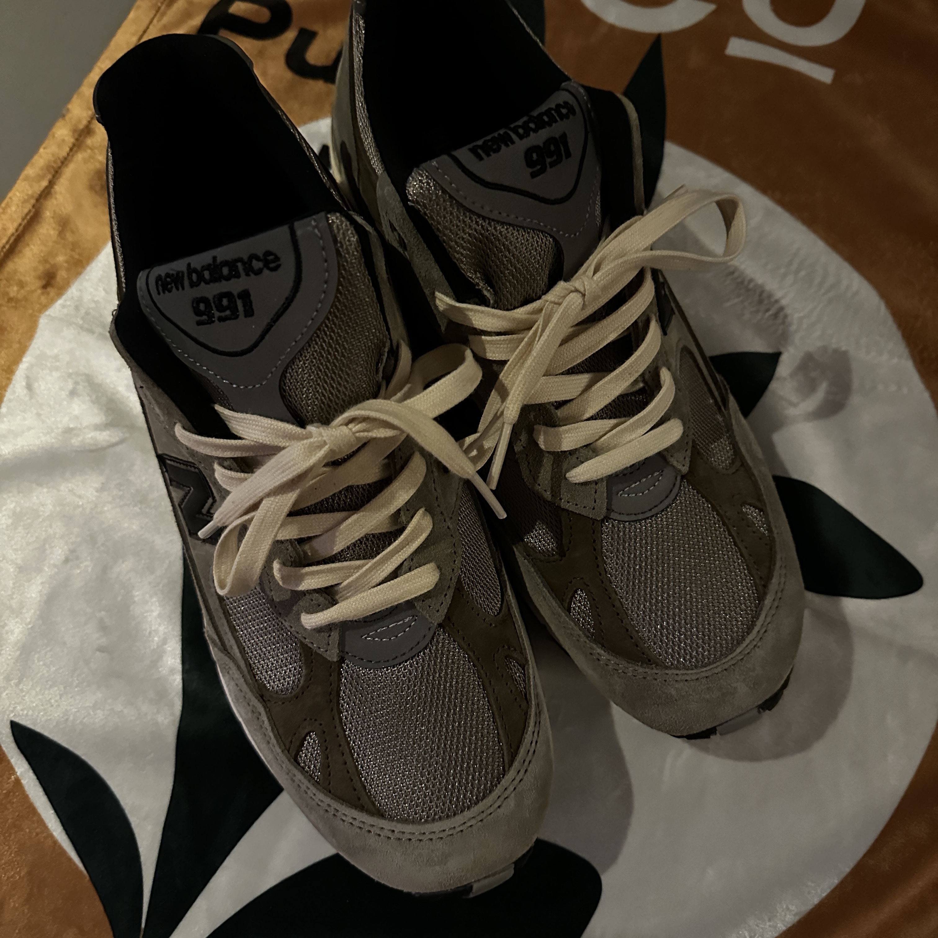 New Balance x JJJJound 991 Made in UK Grey 착용 스타일 - 4