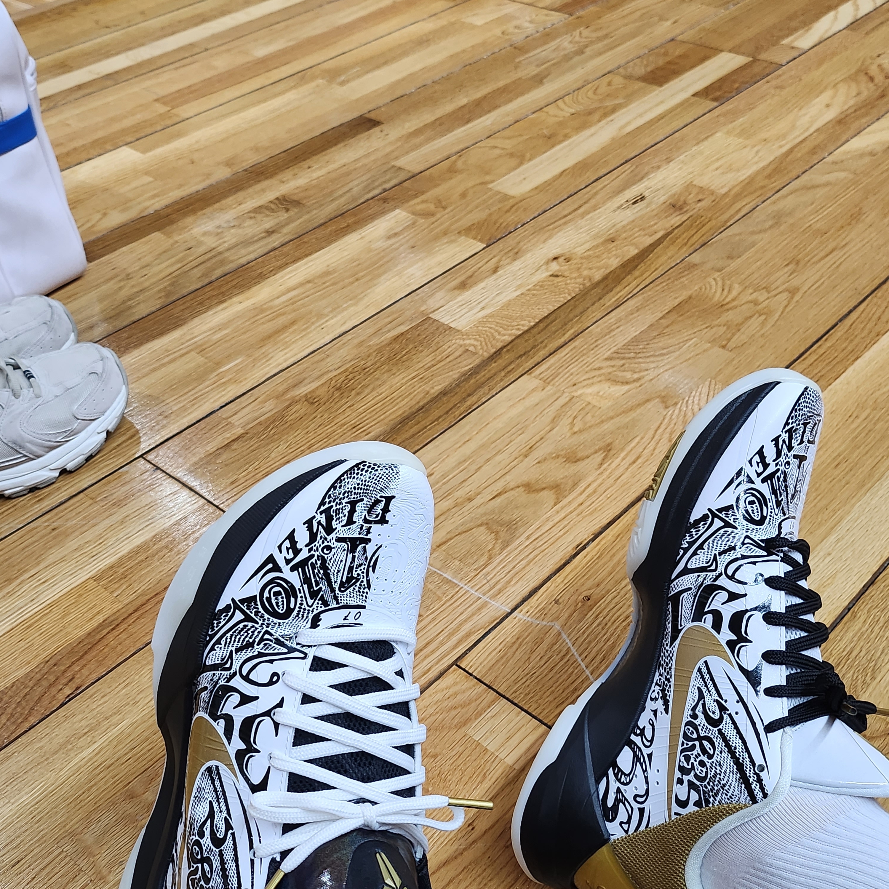 Nike Kobe 5 Protro Big Stage 착용 스타일 - 2