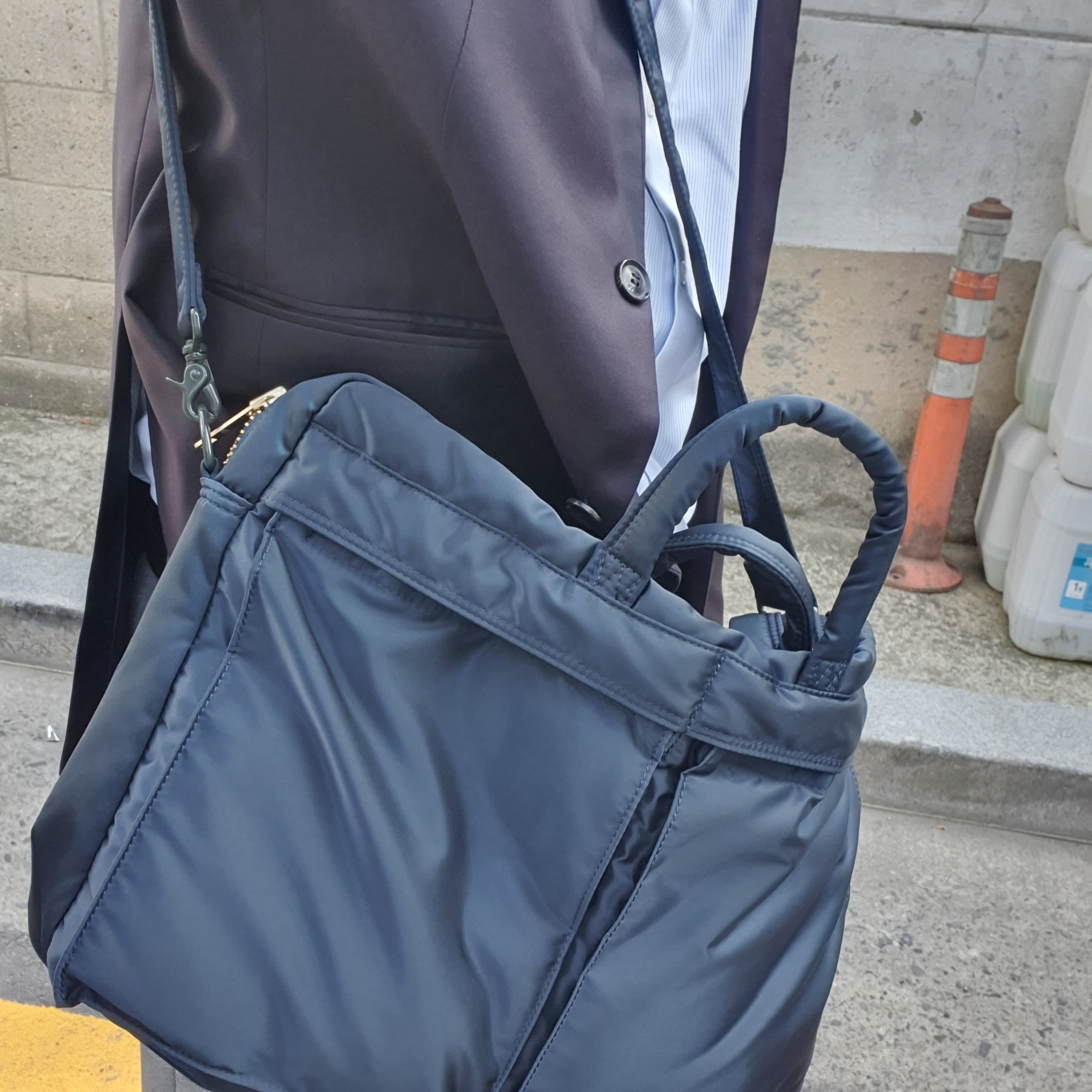 Porter Tanker 2Way Briefcase Iron Blue, Rolex Oyster Perpetual 36mm 126000 Bright blue Oyster 착용 스타일 - 2