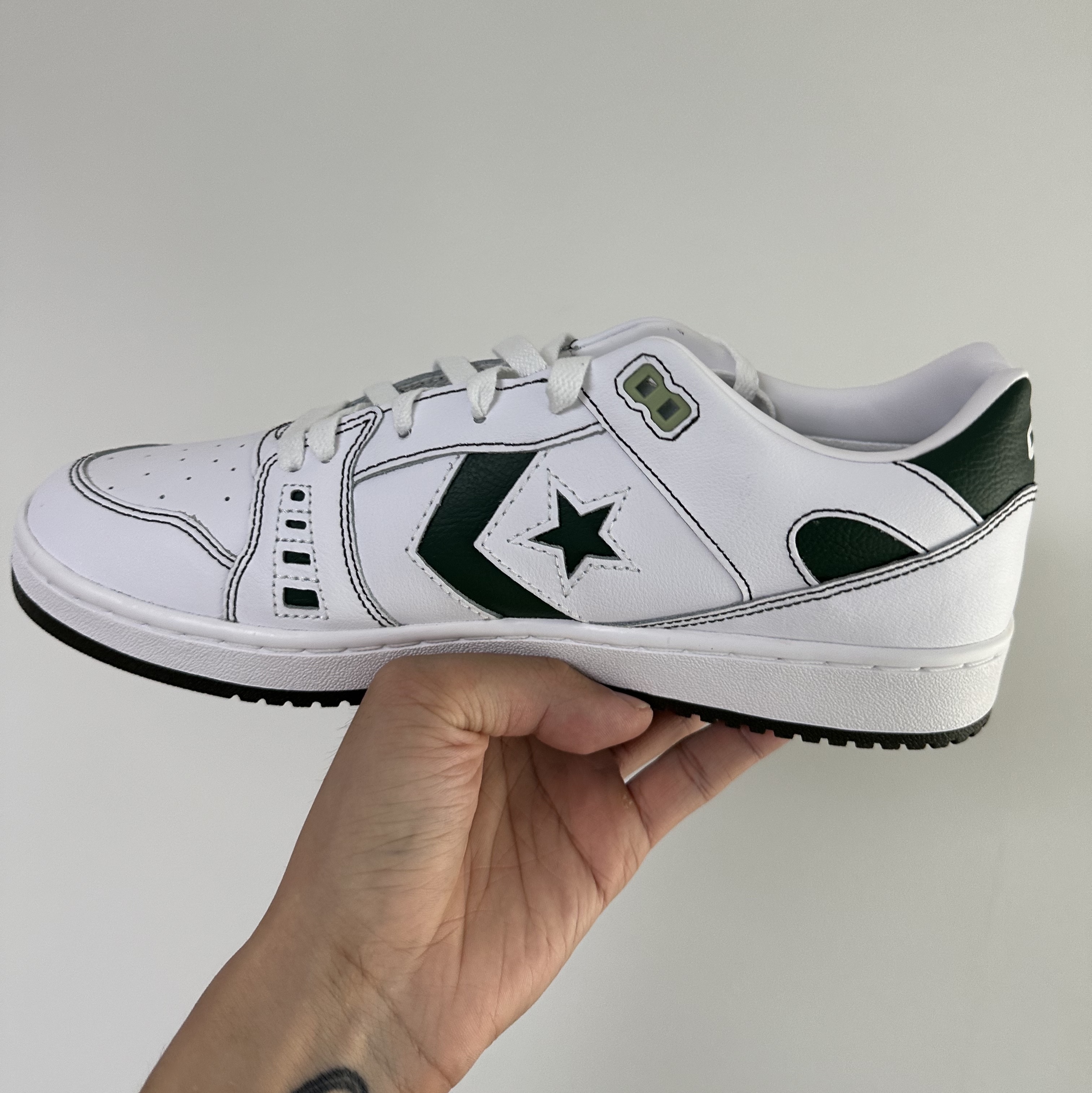 Converse x Alexis Sablone AS-1 Pro White 착용 스타일 - 1