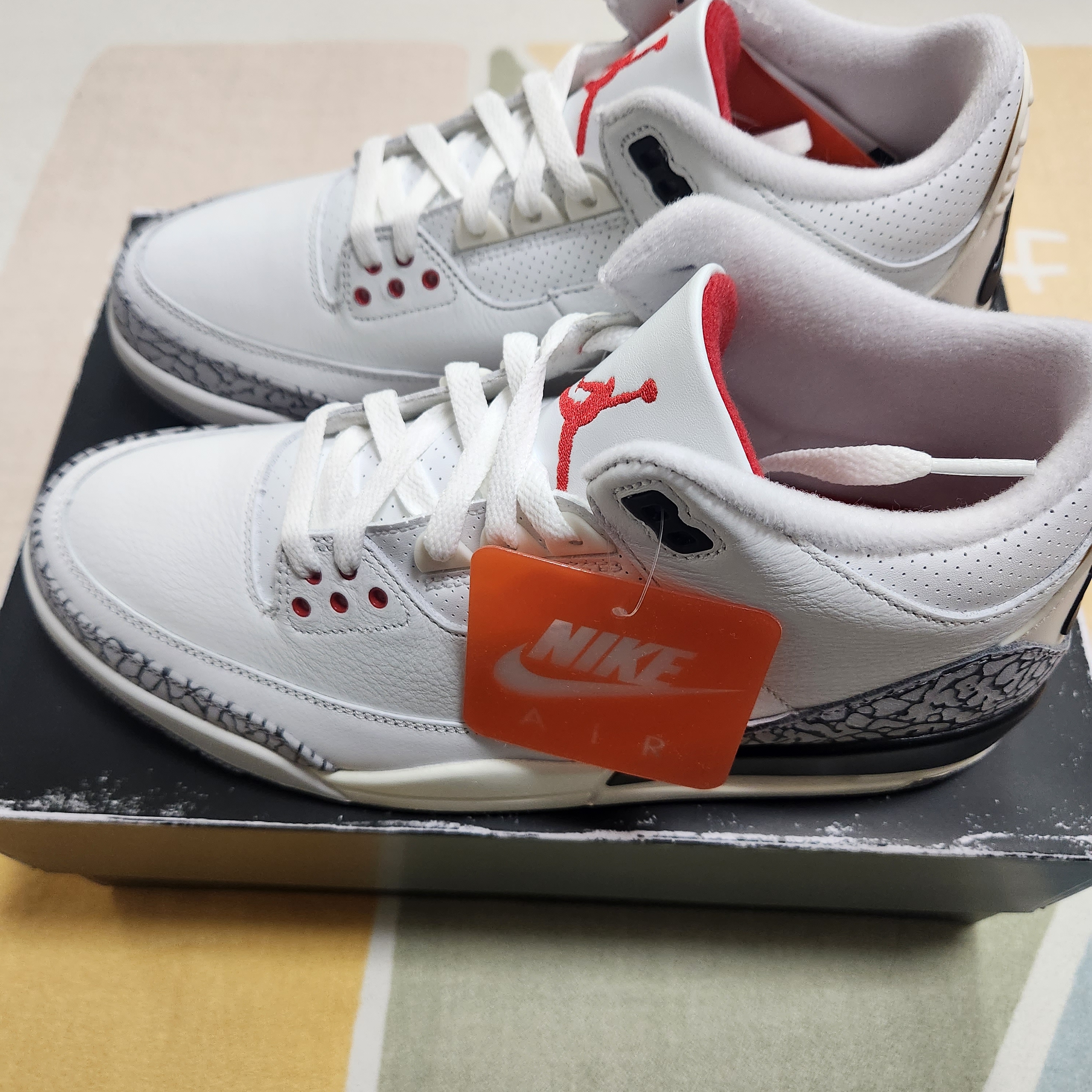 Jordan 3 Retro White Cement Reimagined 착용 스타일