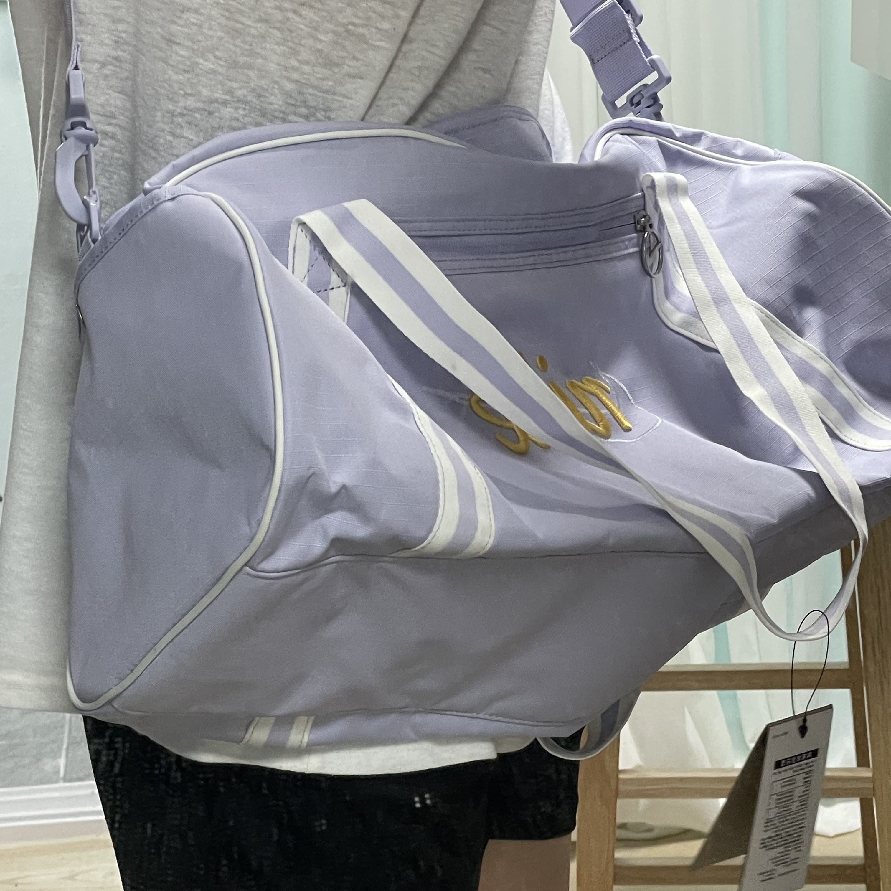 Nike Gym Club Training Bag 24L Oxygen Purple 착용 스타일