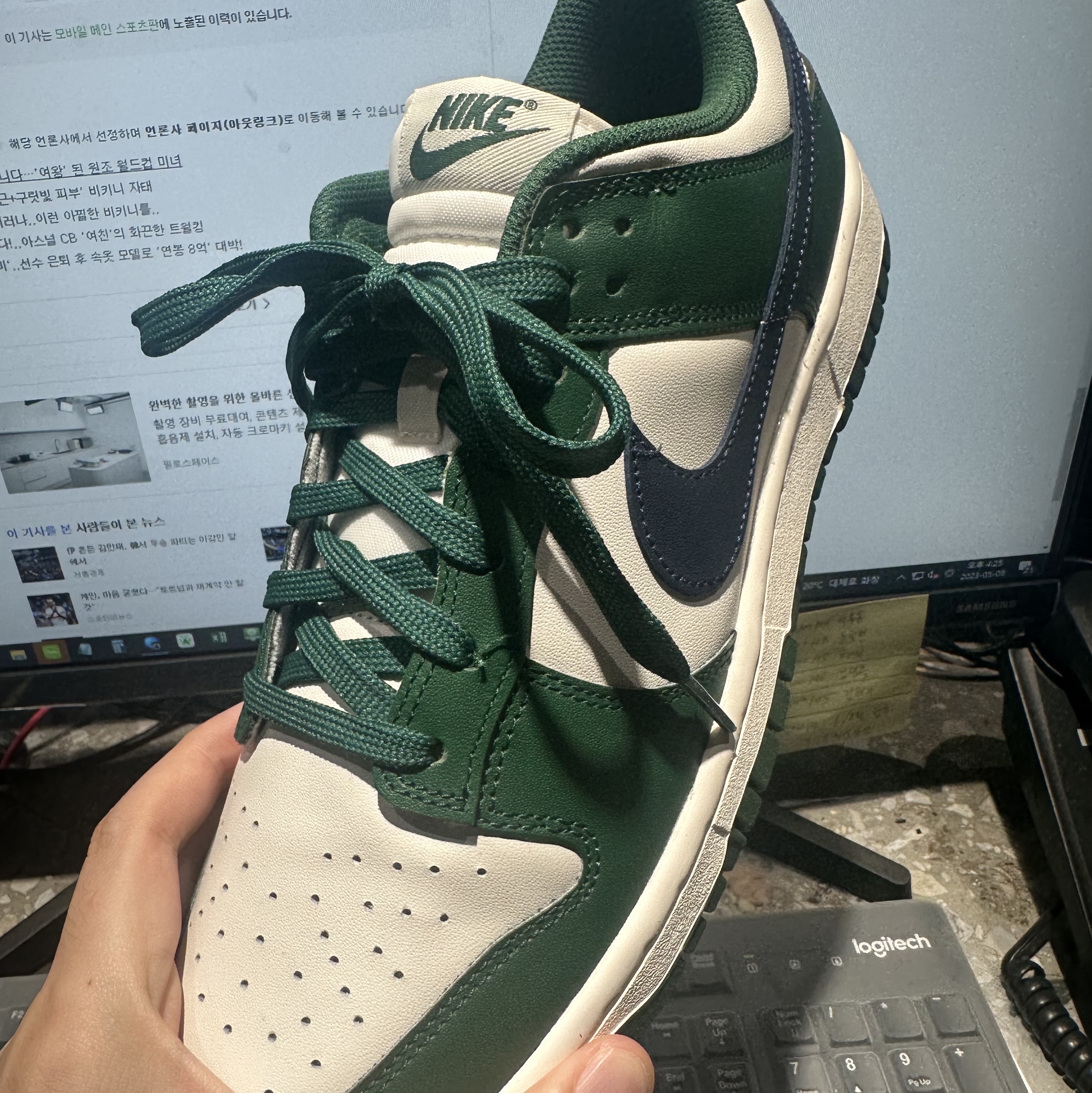 (W) Nike Dunk Low Gorge Green 착용 스타일