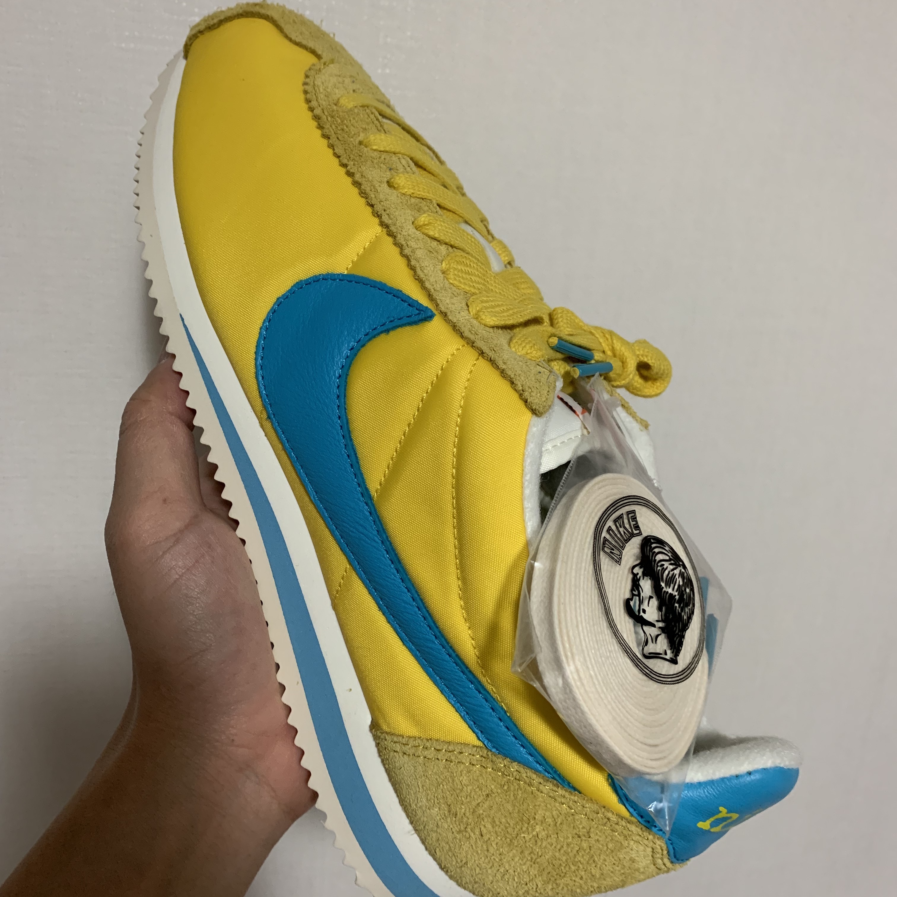 Nike Classic Cortez Kenny Moore Marathon Record 착용 스타일