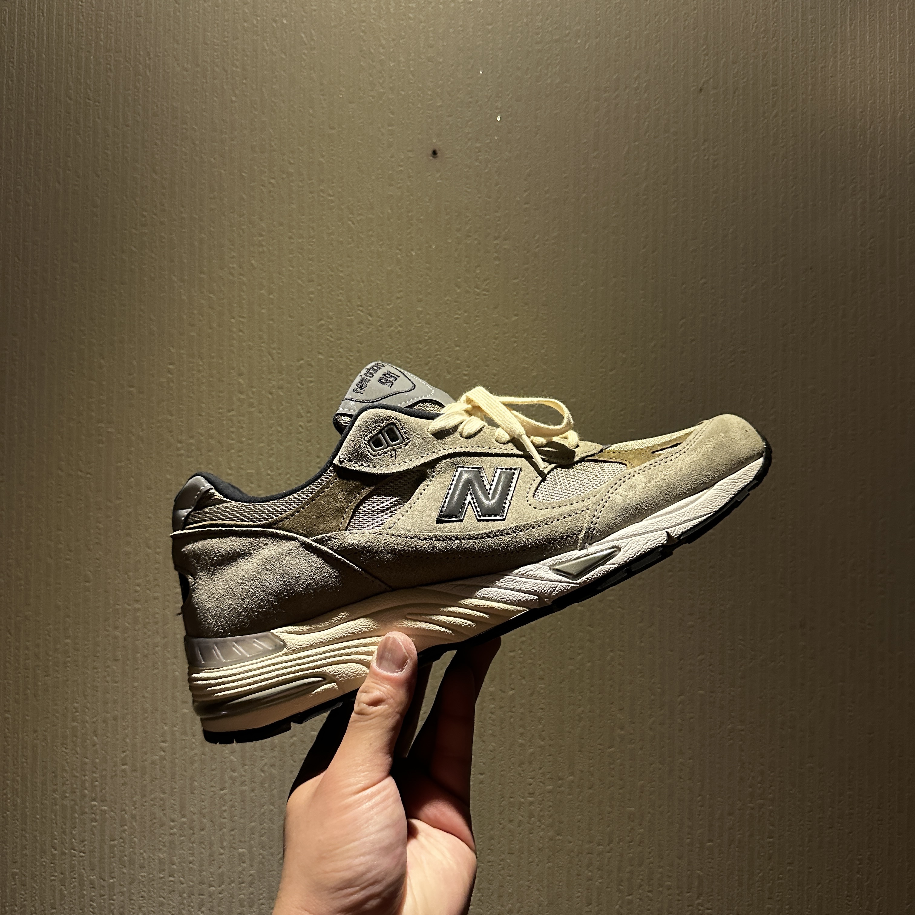 New Balance x JJJJound 991 Made in UK Grey 착용 스타일 - 3