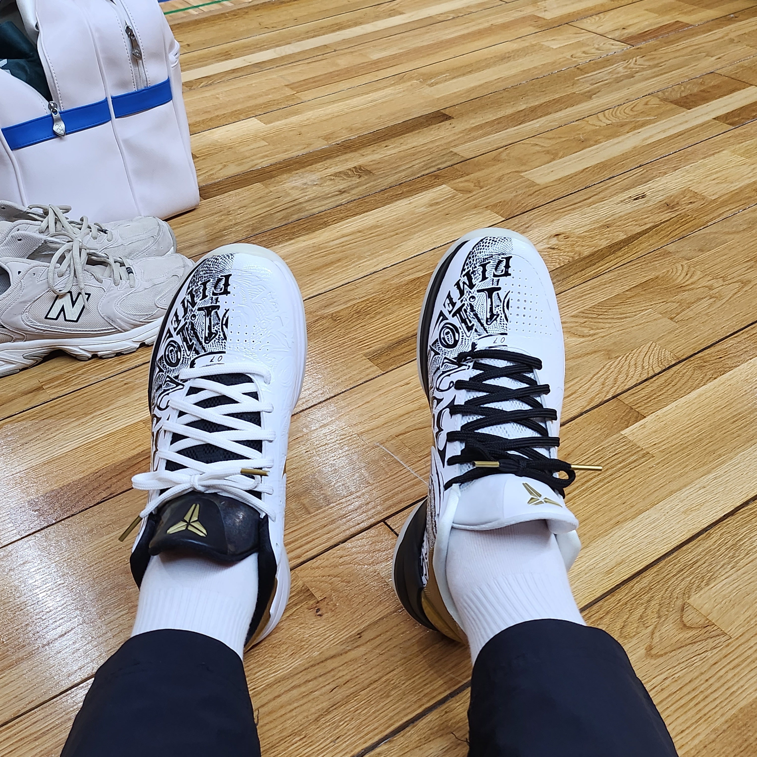Nike Kobe 5 Protro Big Stage 착용 스타일 - 1