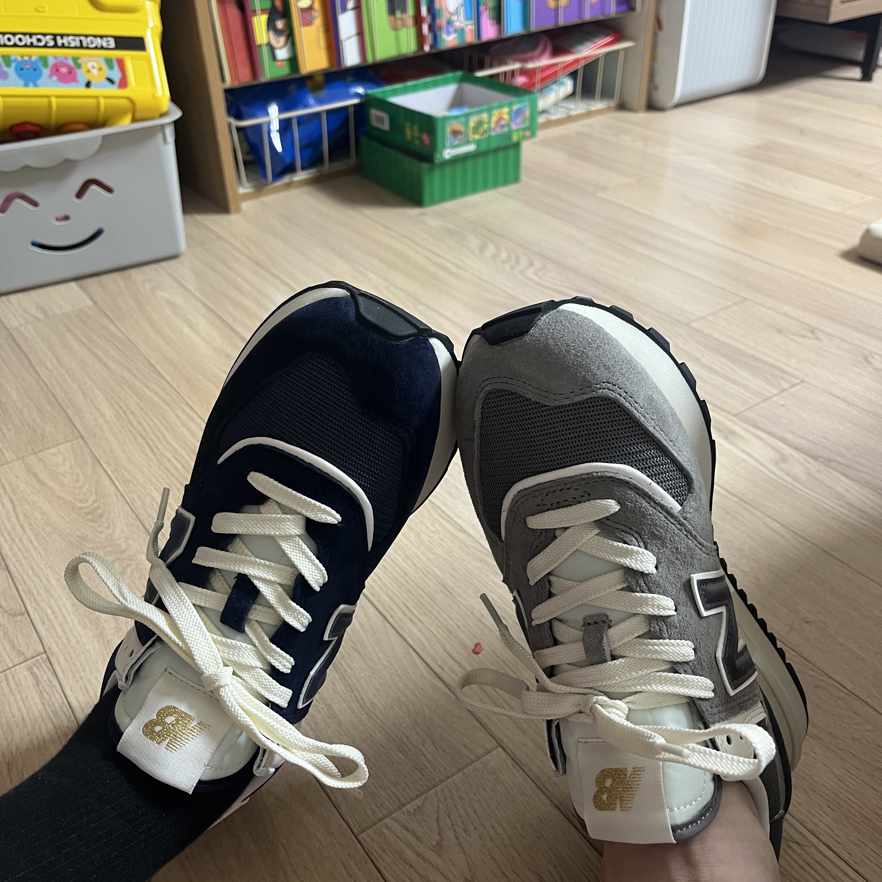 New Balance 574 Legacy Grey 착용 스타일
