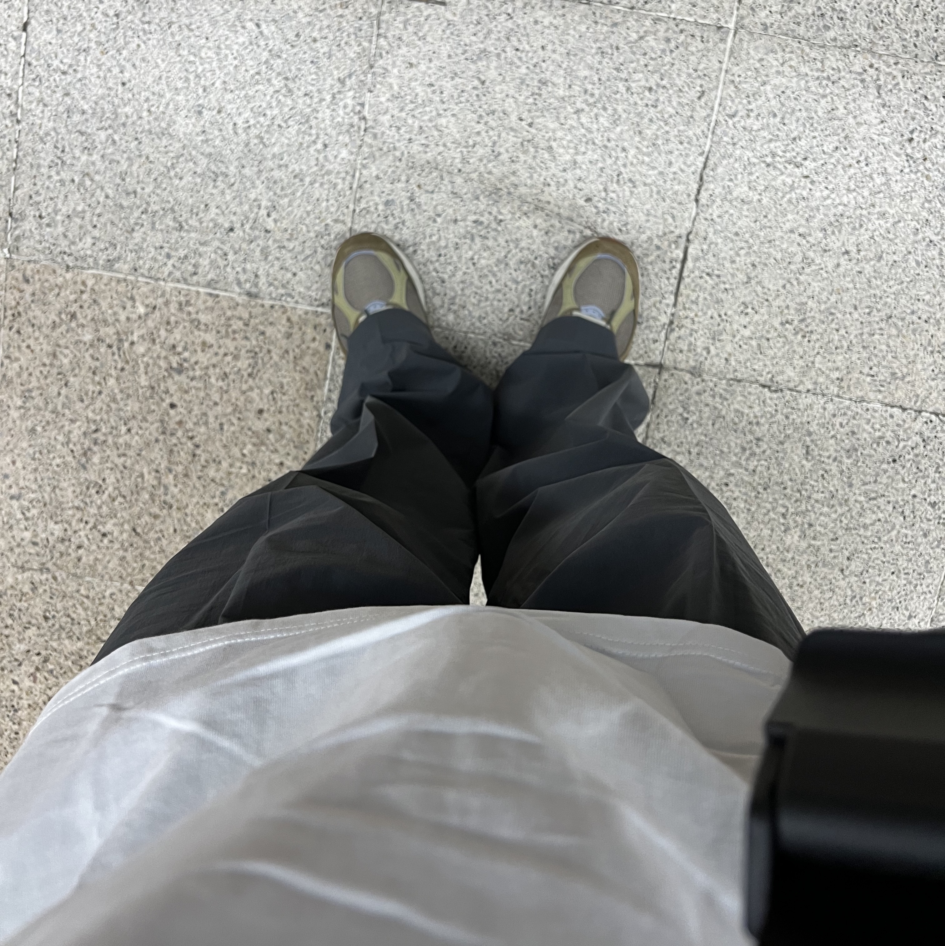 New Balance x Bodega 990v3 Anniversary, Nike x Stussy WT T-Shirt White - US/EU 착용 스타일