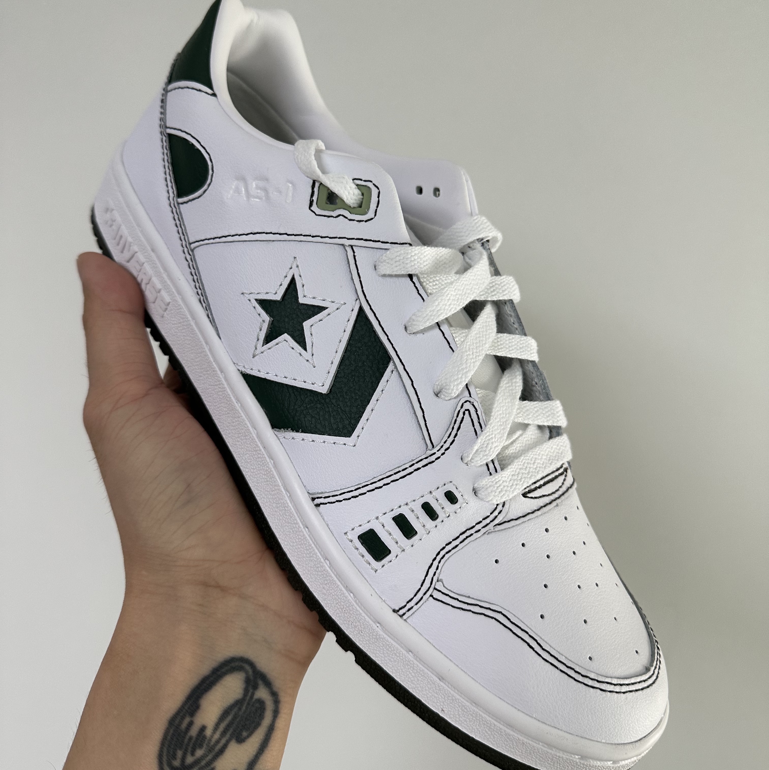 Converse x Alexis Sablone AS-1 Pro White 착용 스타일 - 2