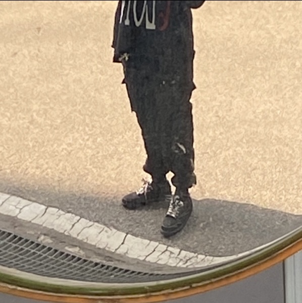 Jordan 1 x Travis Scott Retro Low OG SP Black Phantom 착용 스타일 - 1