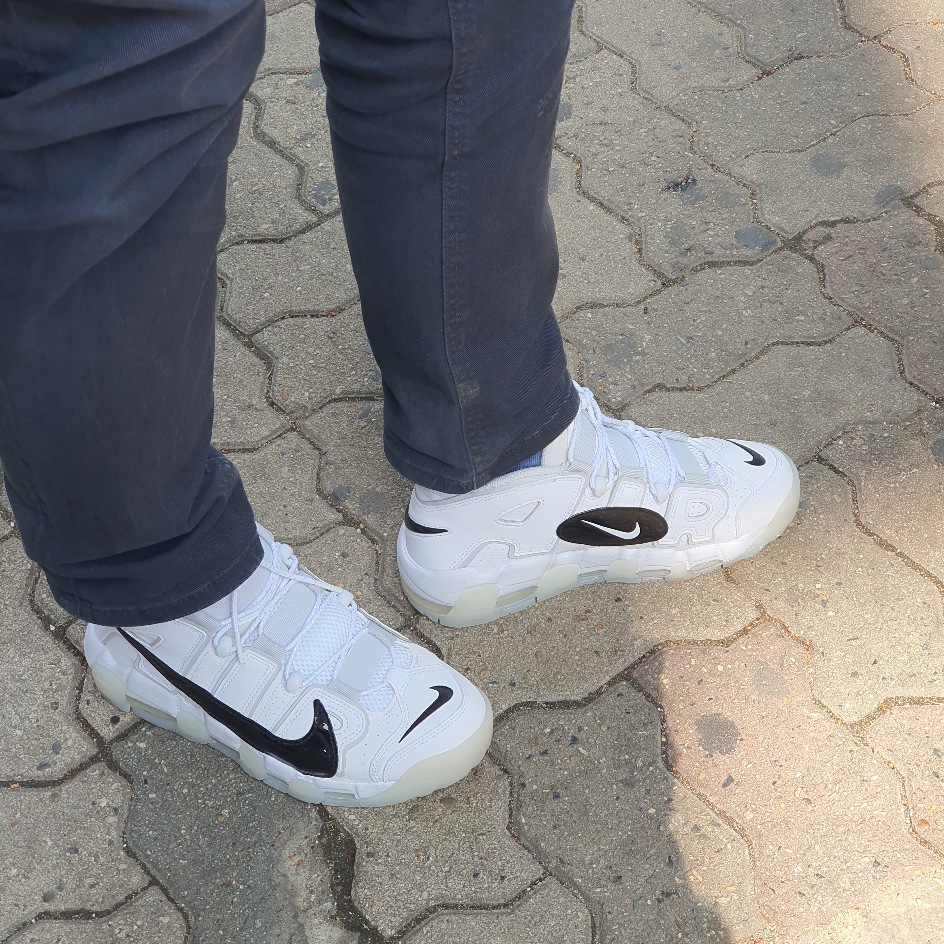 Nike Air More Uptempo 96 Copy and Paste White 착용 스타일
