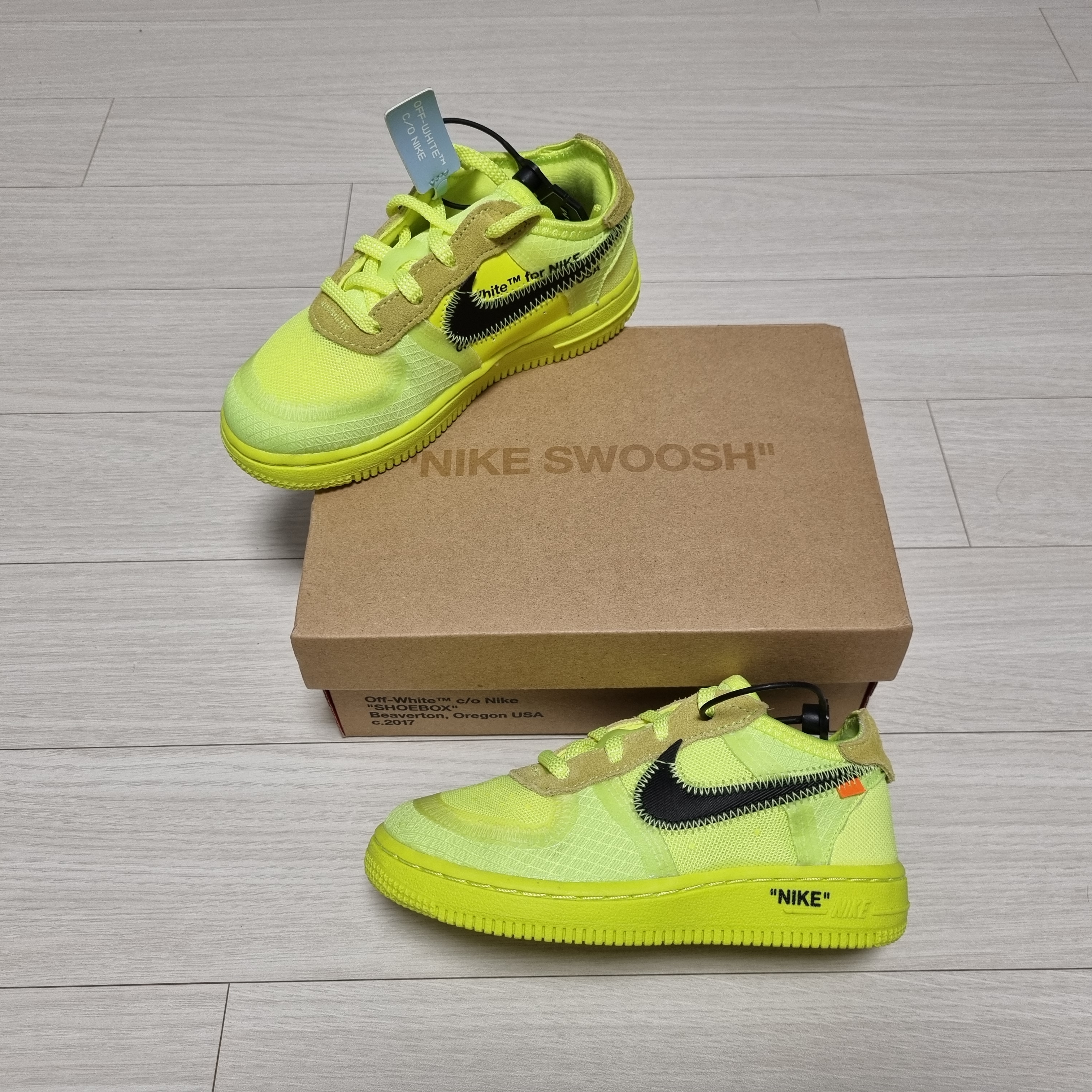 (TD) Nike x Off-White Air Force 1 Low Volt 착용 스타일 - 1