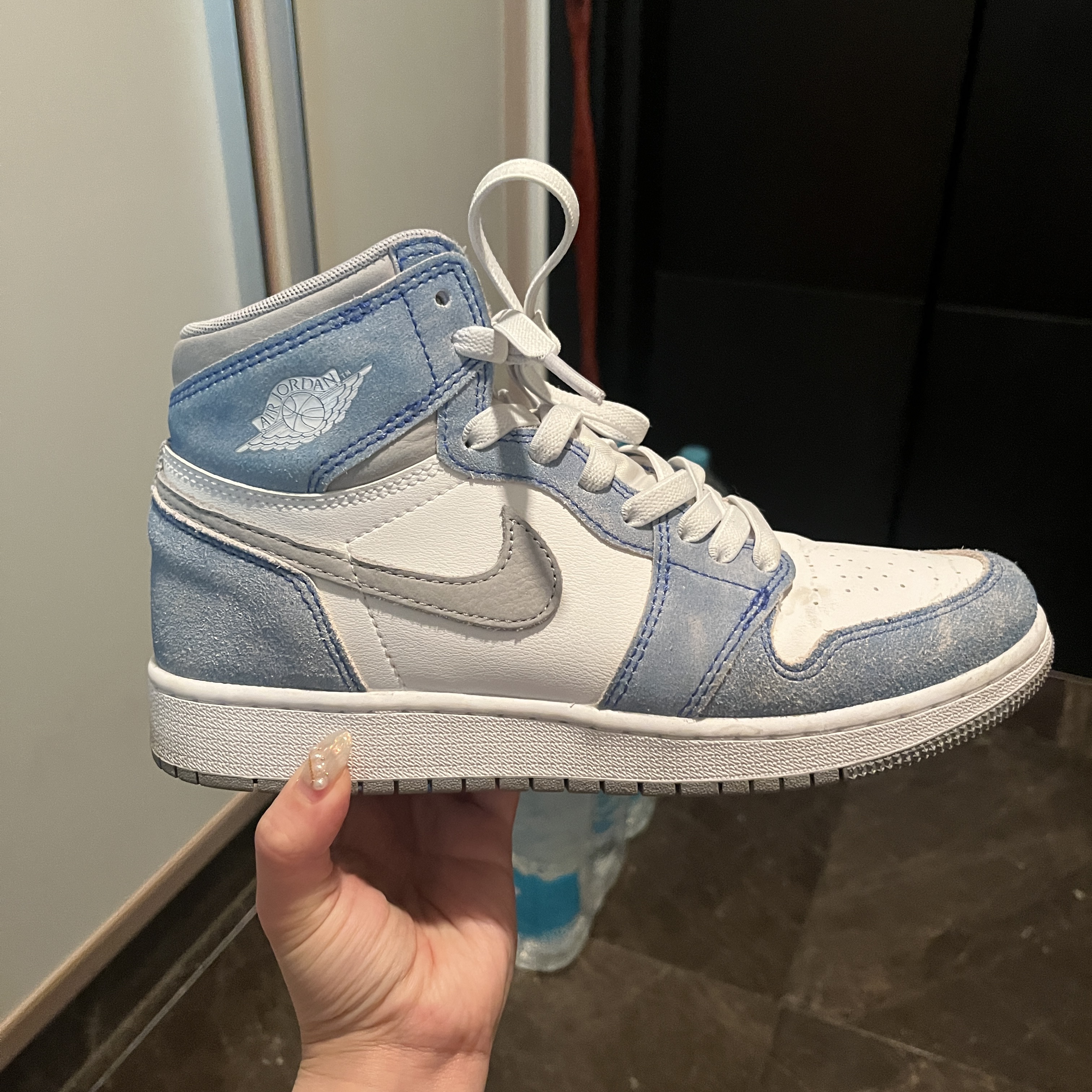 (GS) Jordan 1 Retro High OG Hyper Royal, Jordan 1 Retro High OG Hyper Royal 착용 스타일