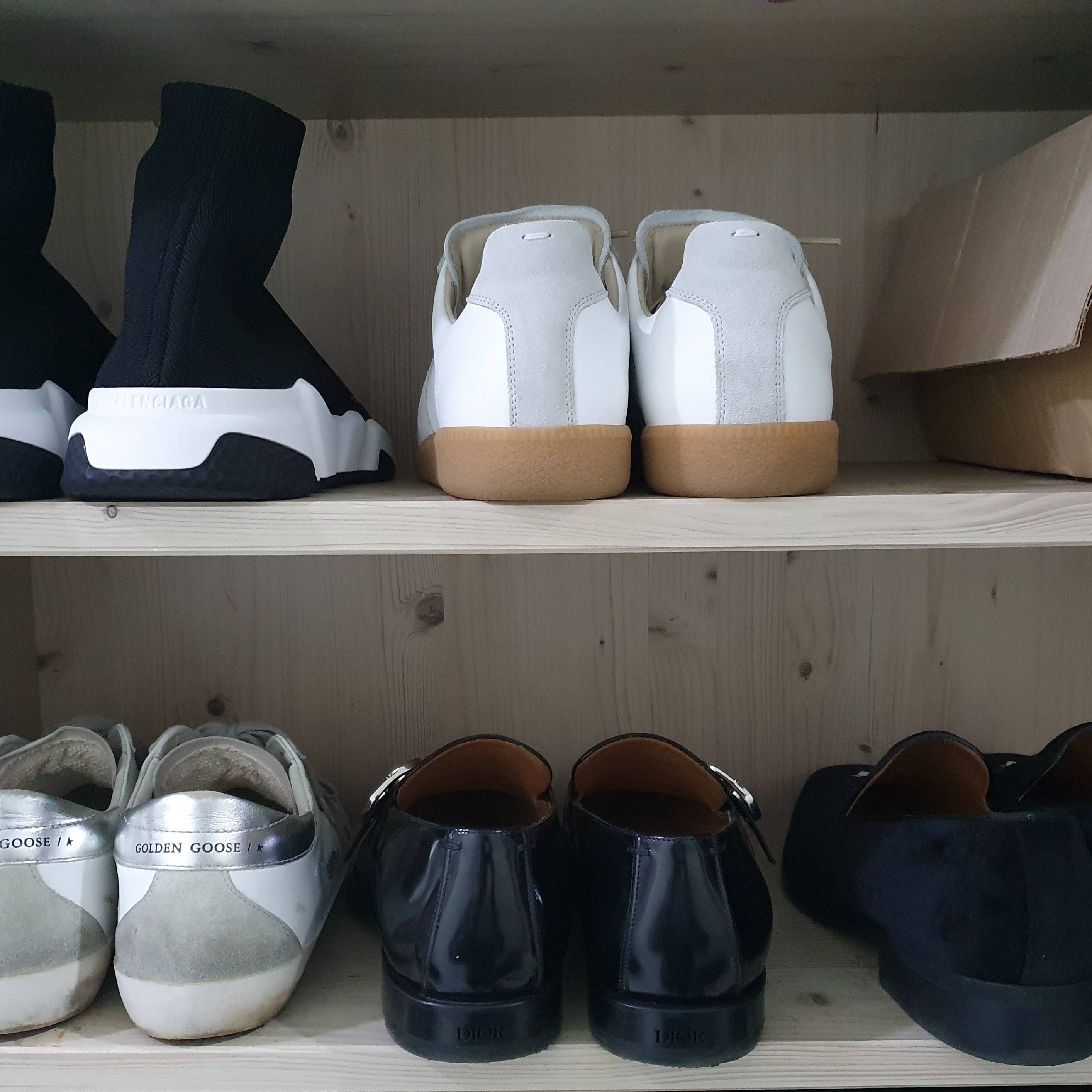 Balenciaga Speed Trainer Black White 2021/2022, Maison Margiela Calfskin Replica Sneakers 착용 스타일