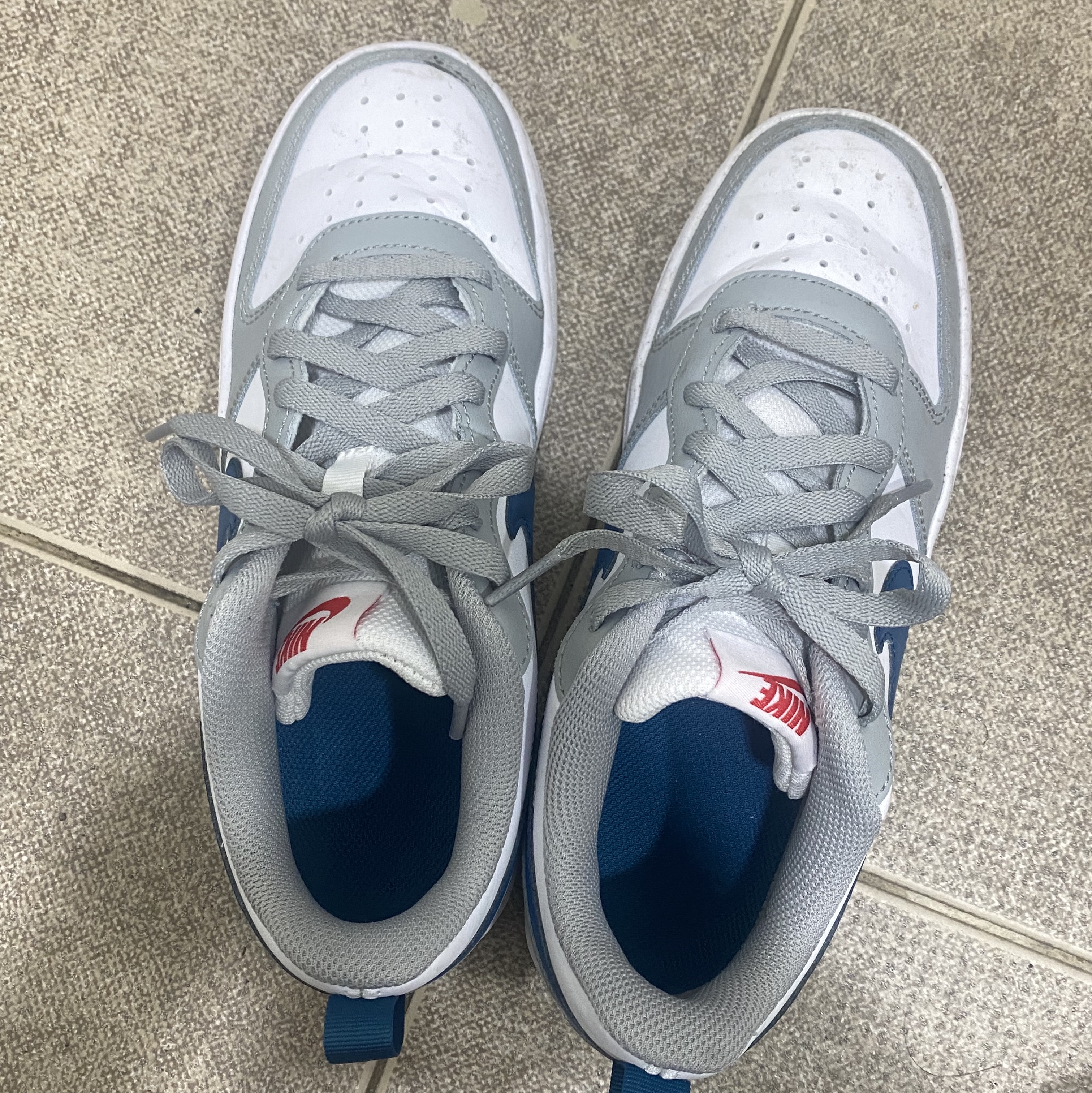 (GS) Nike Court Borough Low 2 Light Smoke Grey 착용 스타일