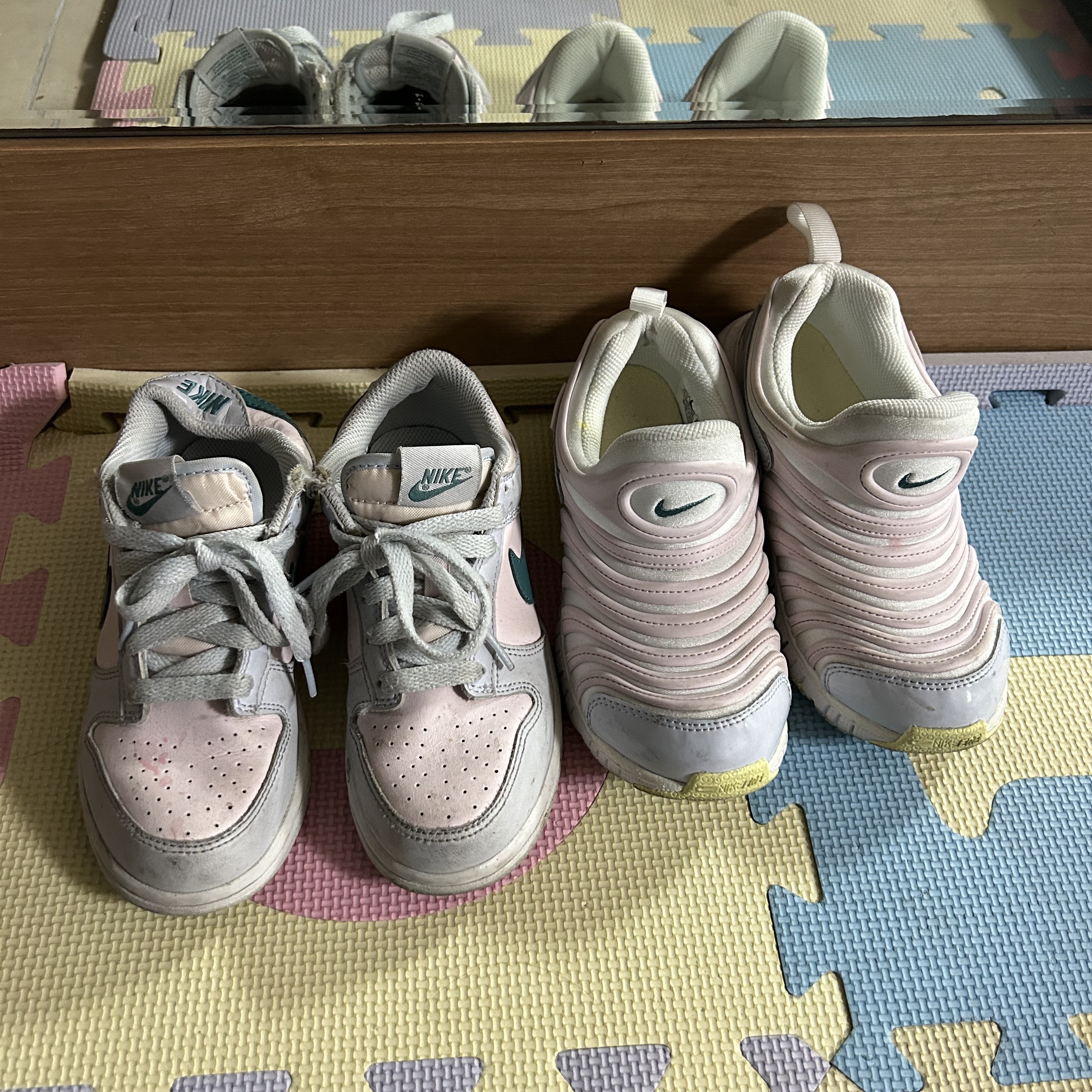 (PS) Nike Dynamo Free Summit White Mineral Teal, (PS) Nike Dunk Low Football Grey Mineral Teal 착용 스타일