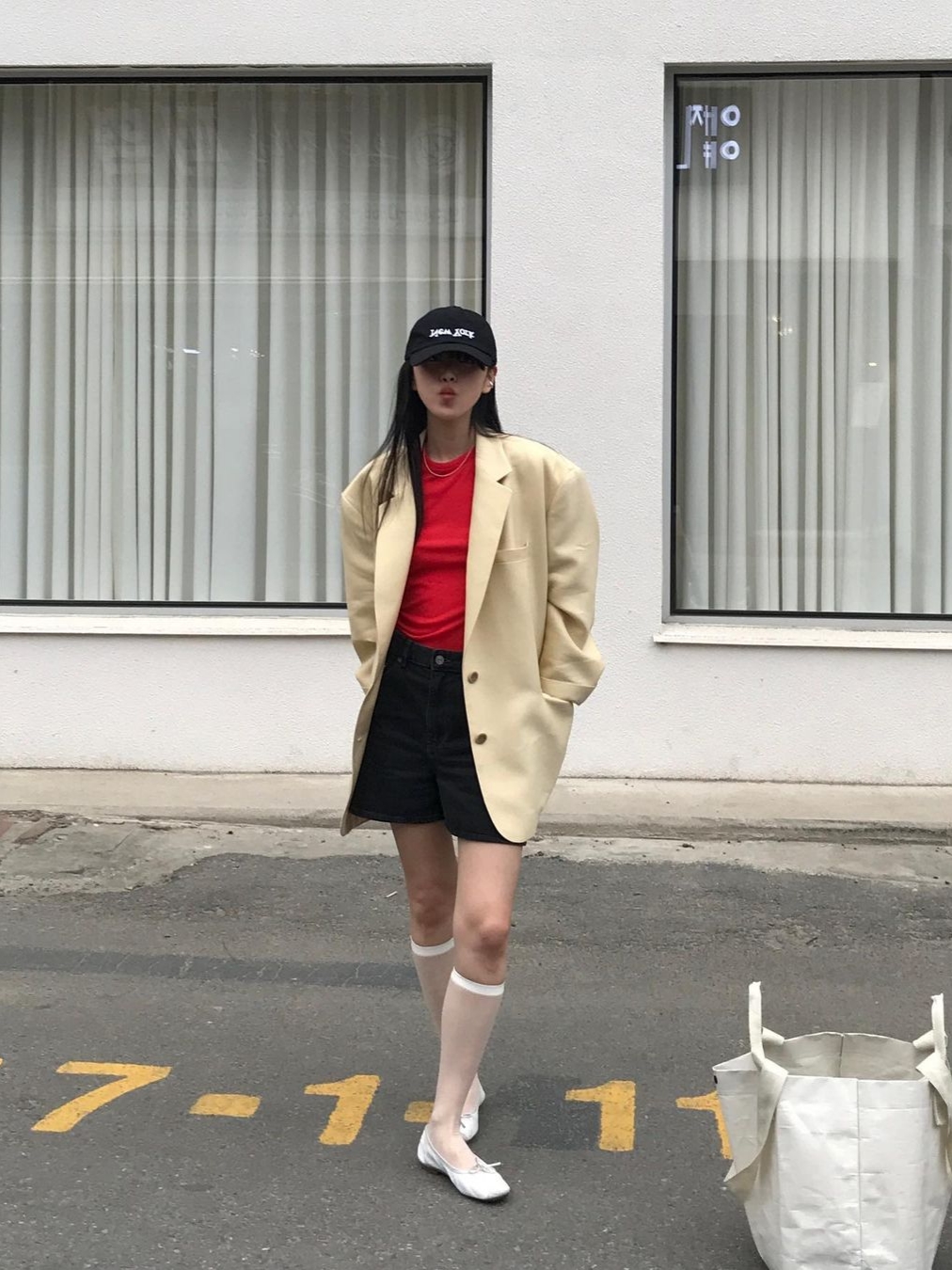 Reqins Women Carmen Blanc Cuir 착용 스타일 - 1