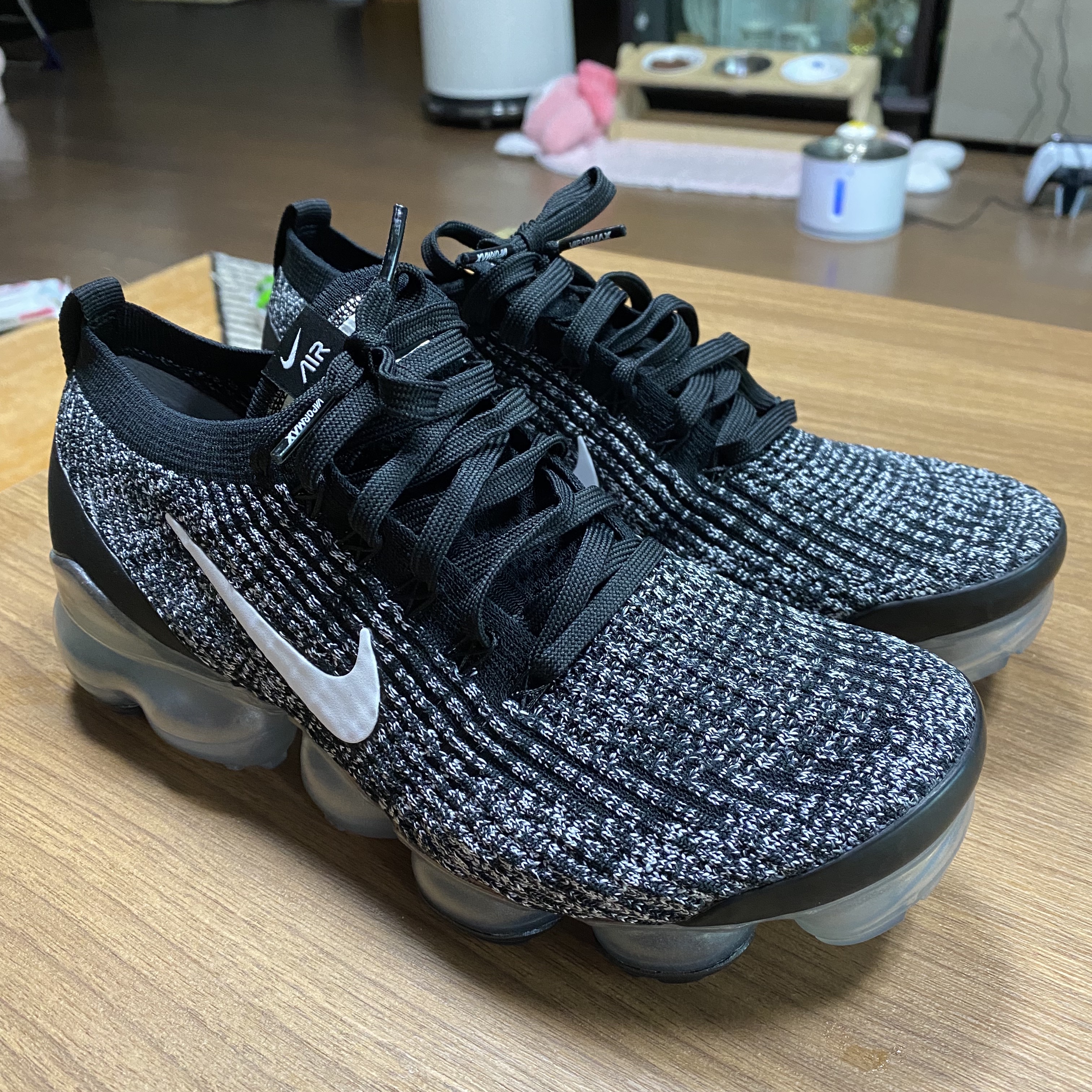 Nike Air VaporMax Flyknit 3 Oreo 착용 스타일