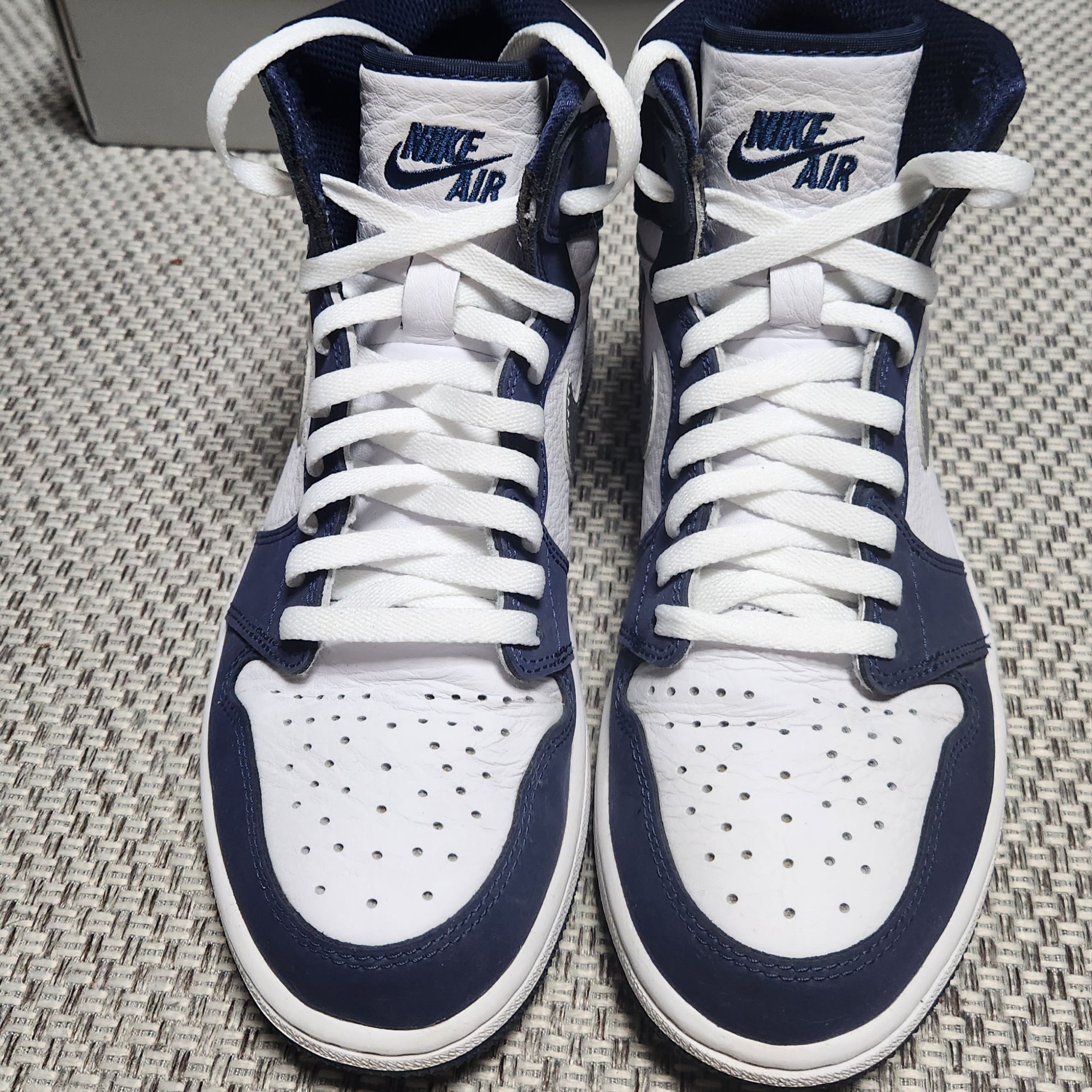 Jordan 1 Retro High OG CO.JP Midnight Navy 착용 스타일