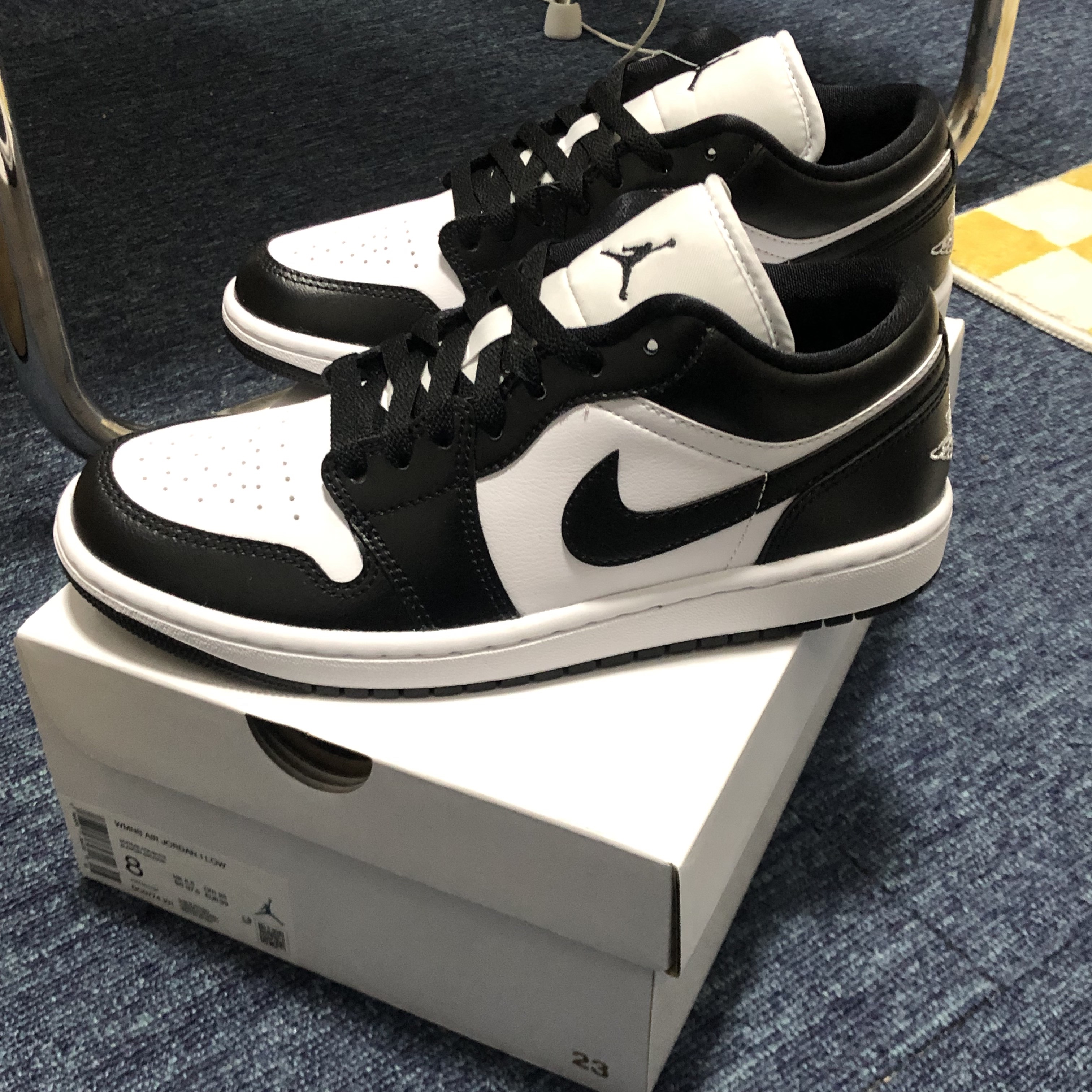 (W) Jordan 1 Low Black and White 착용 스타일