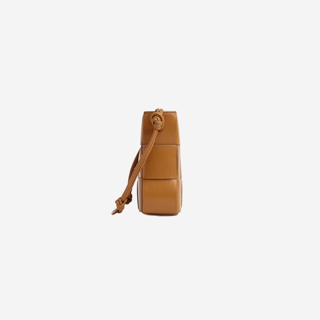 Bottega Veneta Leather Cassette Pouch on Strap Camel 상세 이미지 2