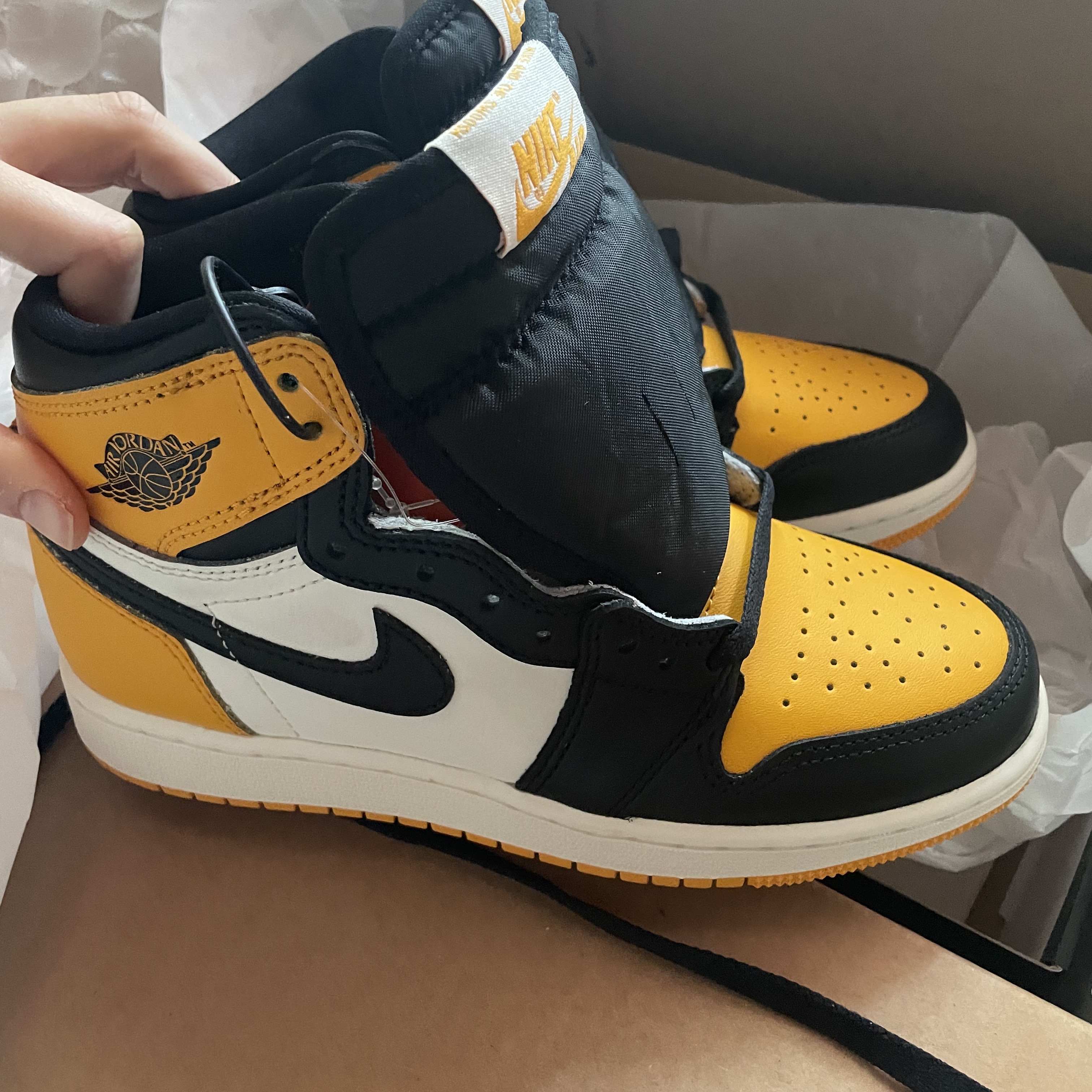 (GS) Jordan 1 Retro High OG Taxi 착용 스타일