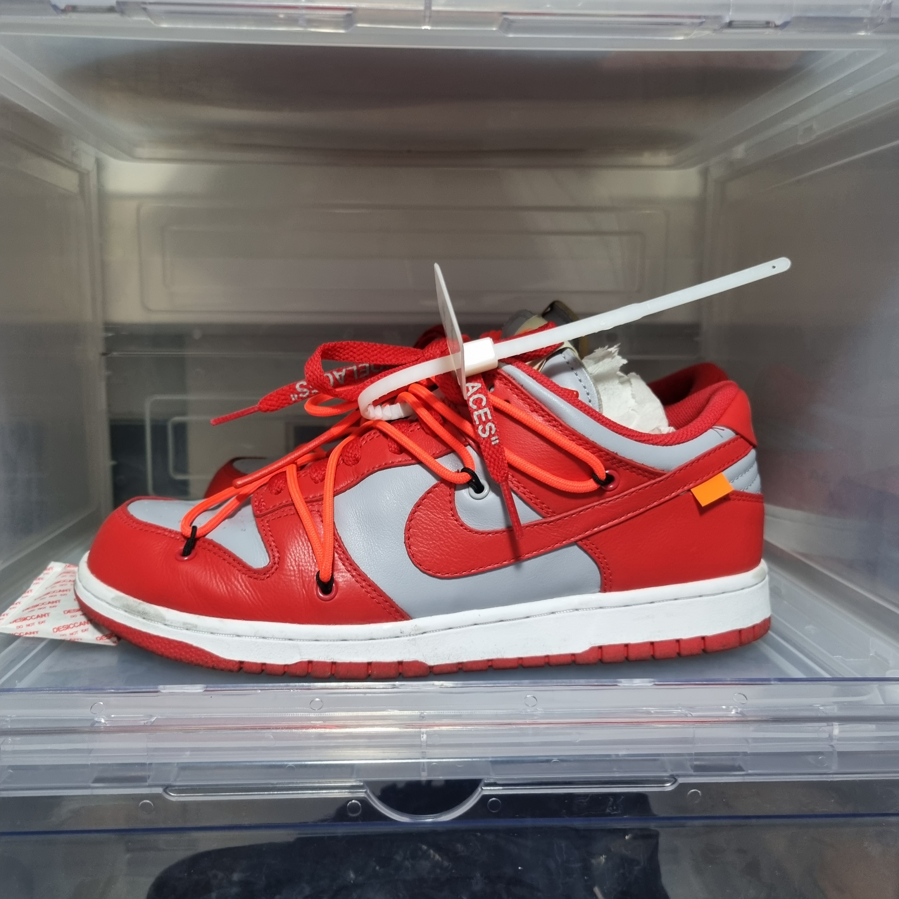 Nike x Off-White Dunk Low University Red 착용 스타일