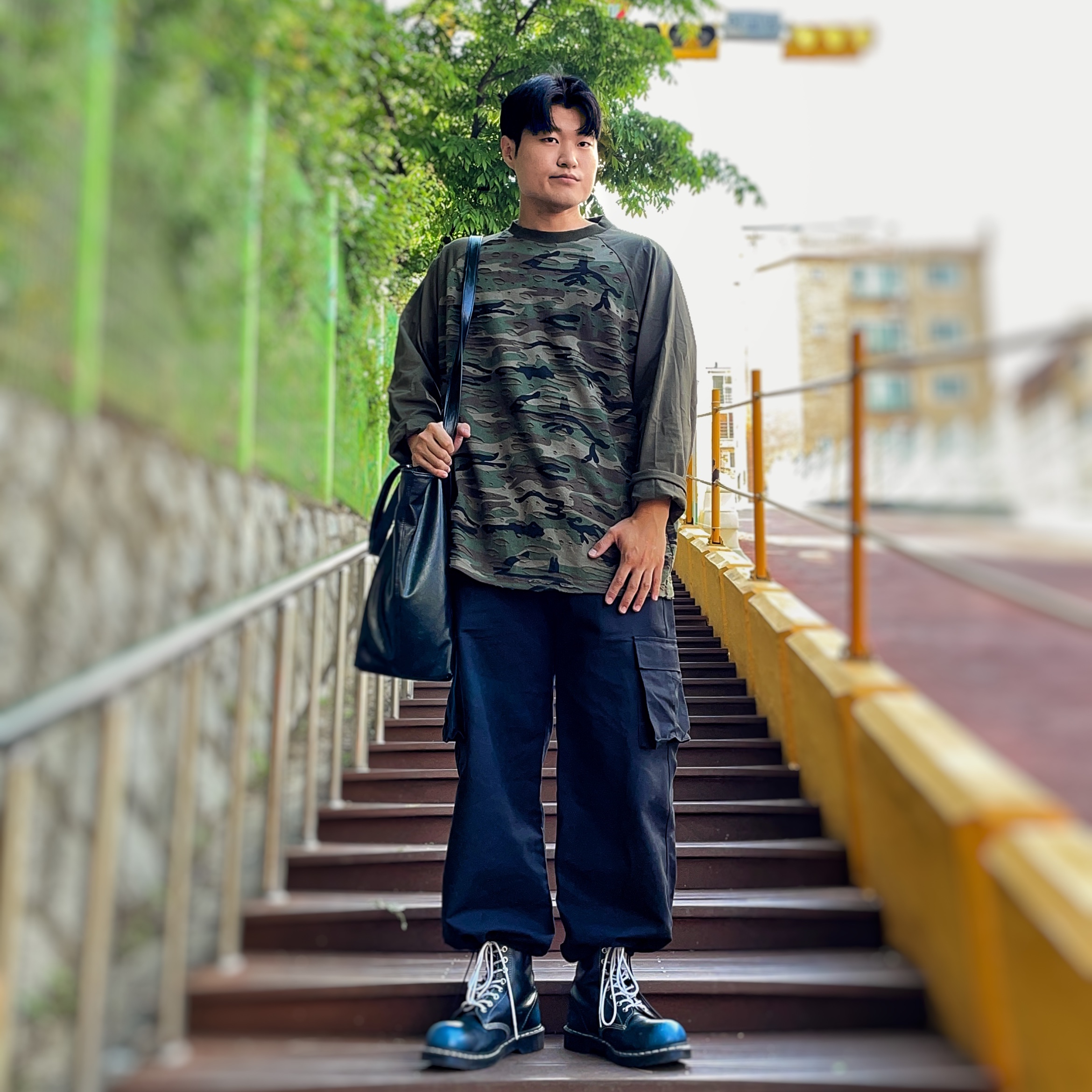 Dr. Martens 1919 Blue Black 착용 스타일